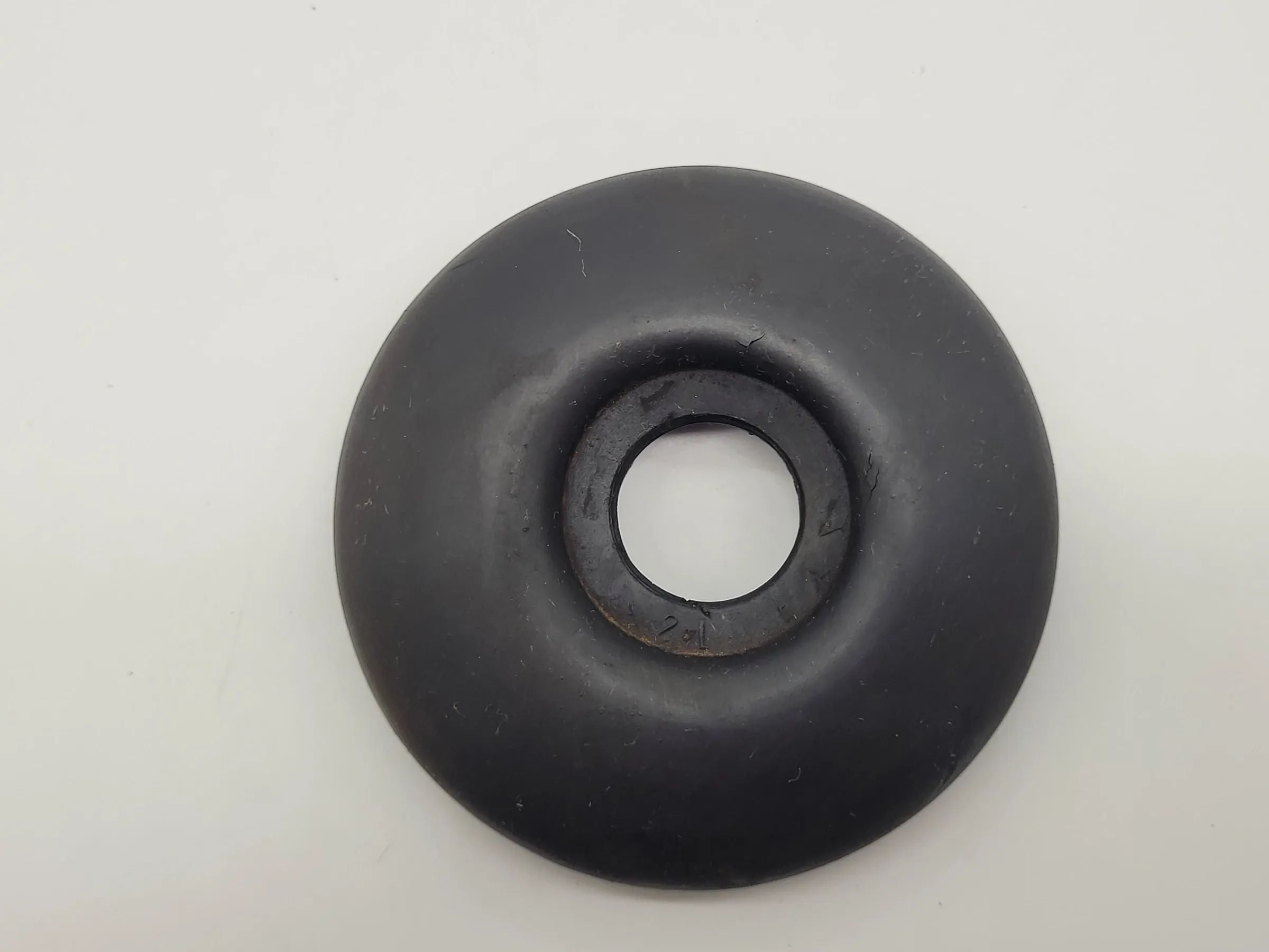 Original Opel Corsa B (S93), Scheinwerfer Gummi Abdeckung Kappe Deckel L/R