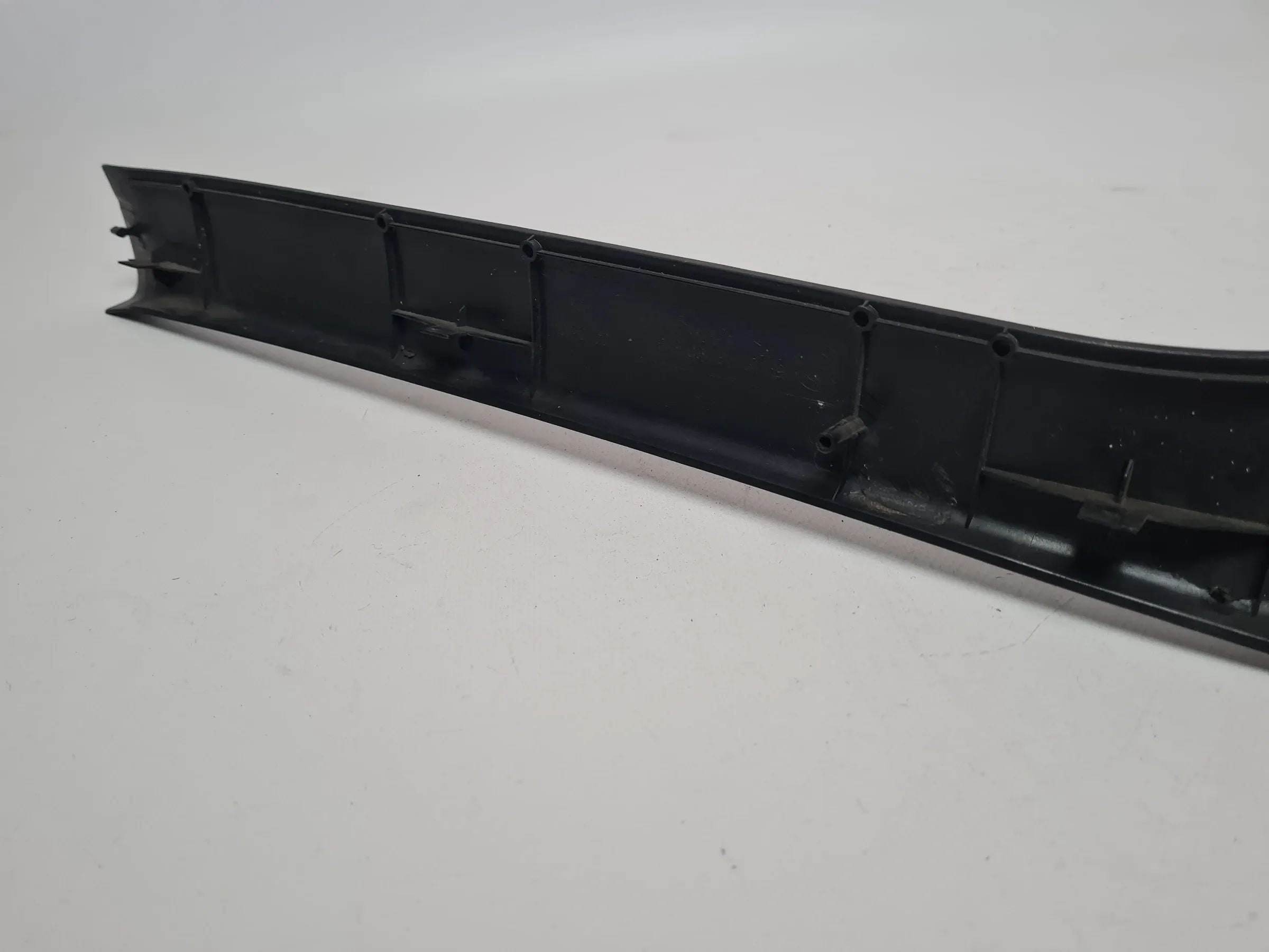 Original BMW X5 (E53) Verkleidung Herckklappe Rechts 8402618