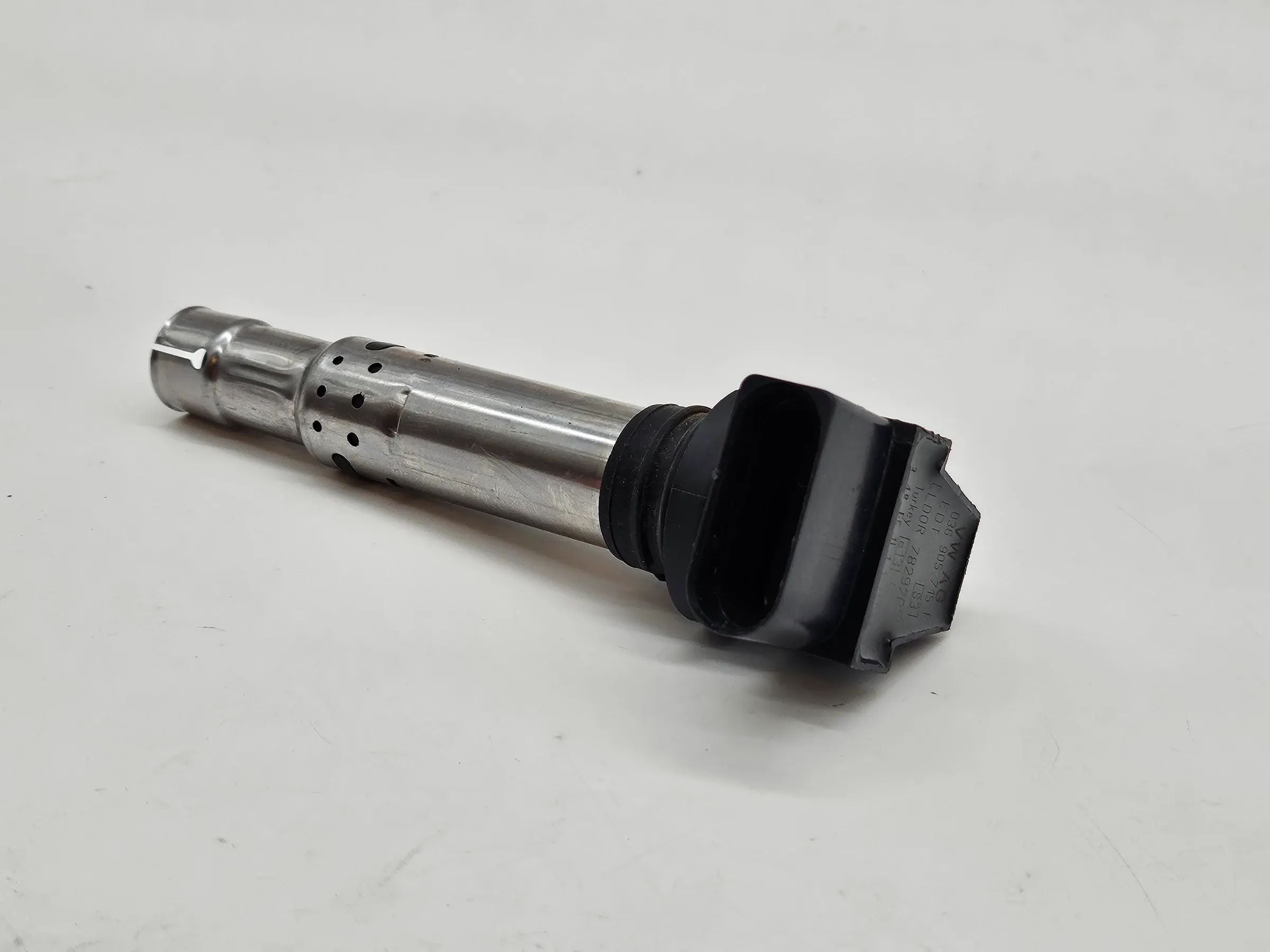 Original Seat Ibiza 6L  Zündspule 036905715F