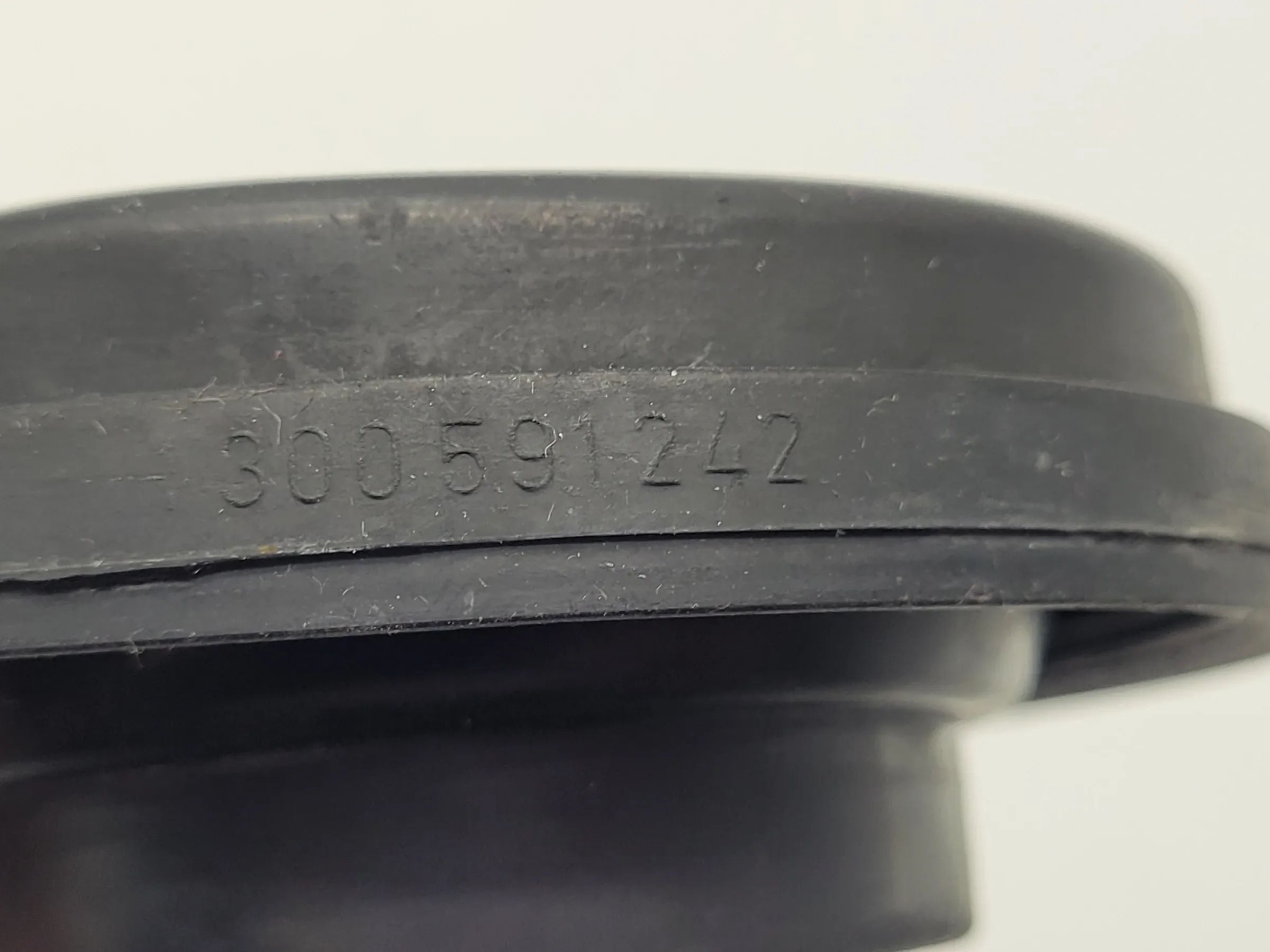 Original BMW 3er (E46) Scheinwerfer Kappe Gummi L/R 1300591242