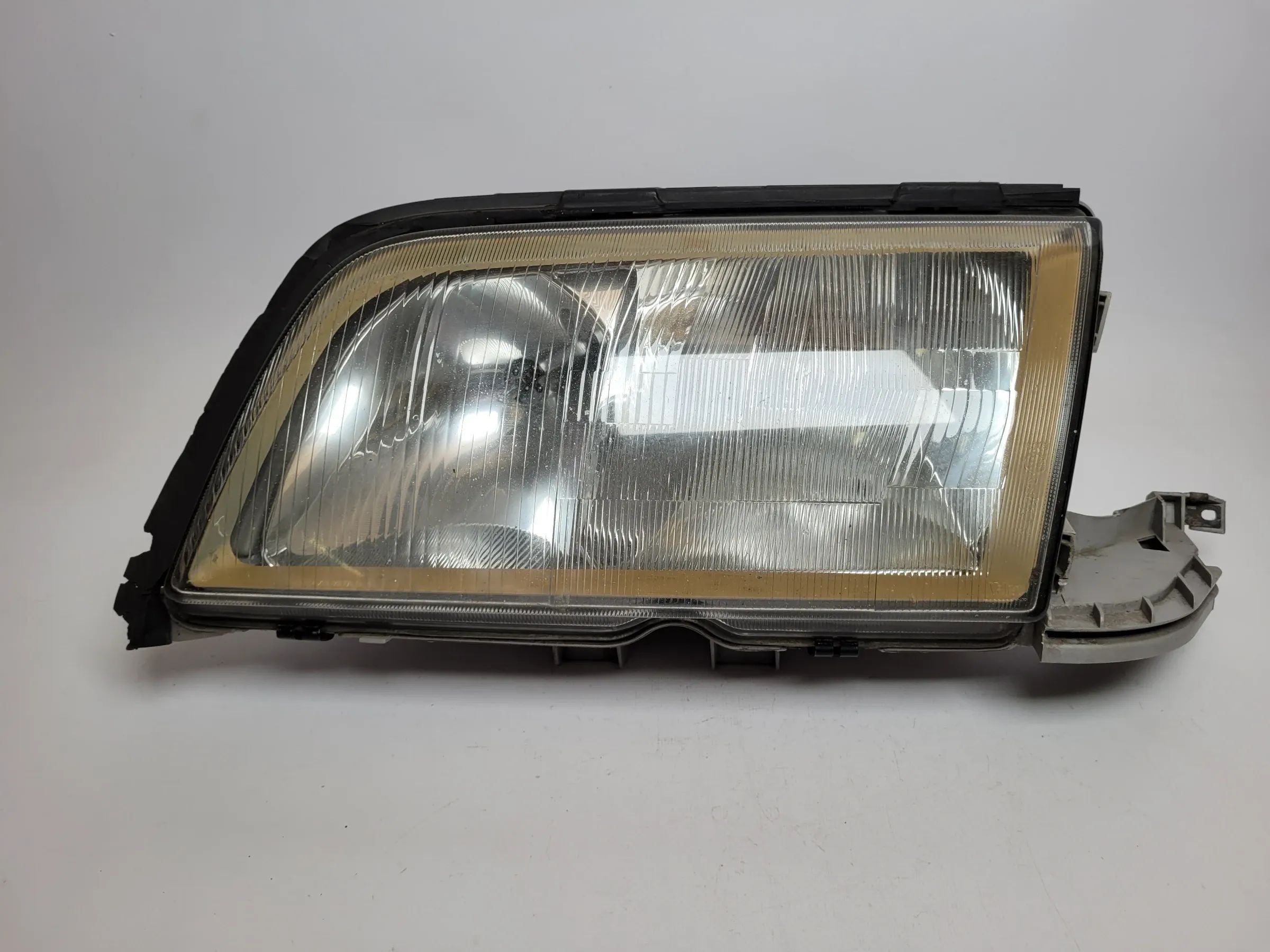 Original Mercedes-Benz C-Klasse Scheinwerfer / Frontleuchte Links A2028202961