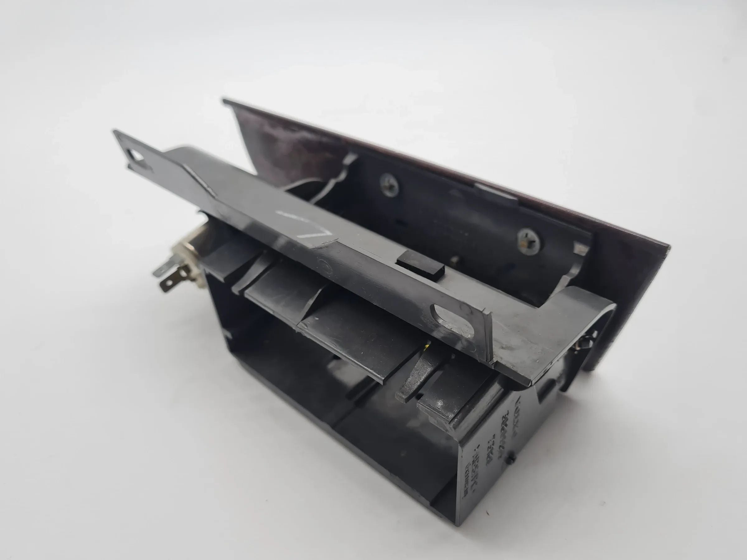 Original Volvo V40 (645) Aschenbecher Front 30809985