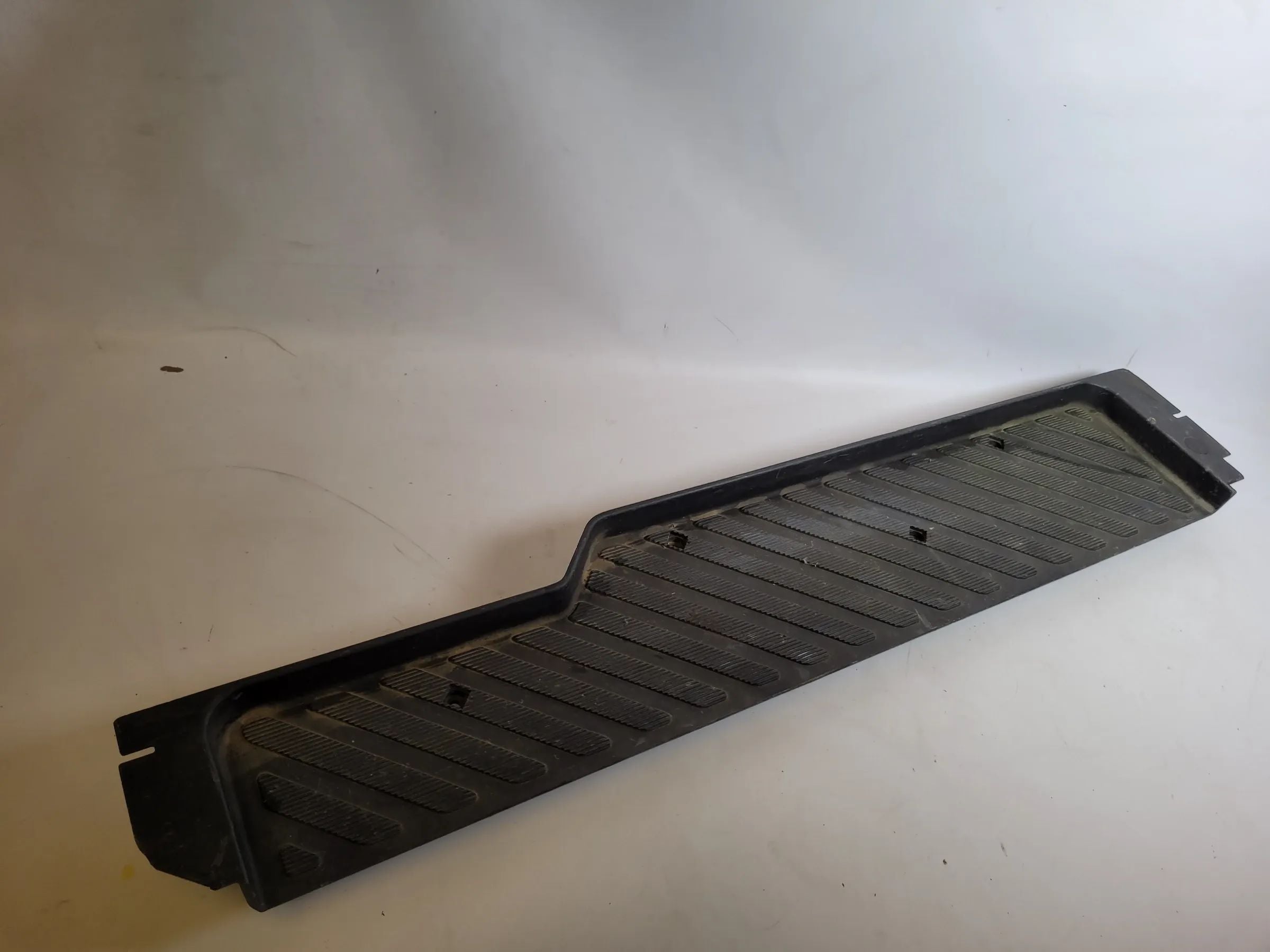 Mercedes Sprinter 901 Fußstütze Seitentür Fußablage Links A9016861128 Original