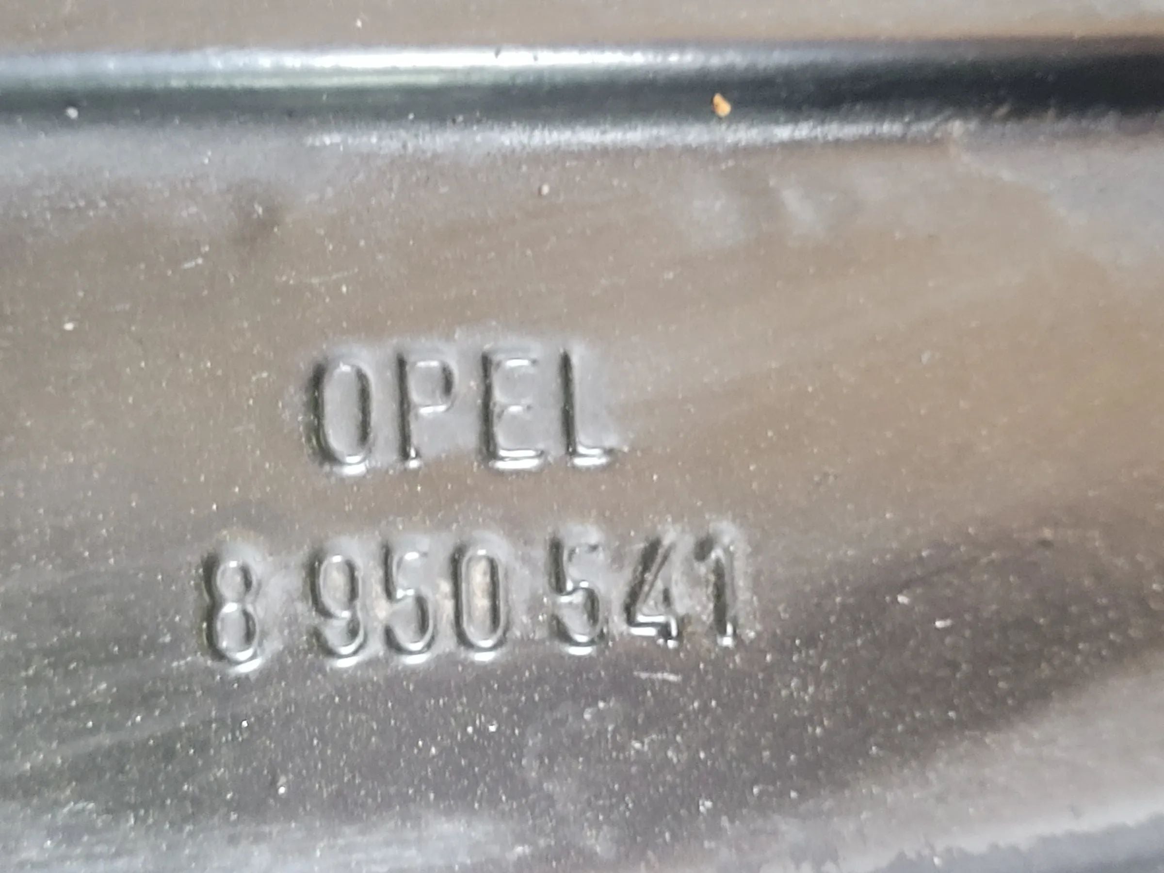 Original Opel Luftfilterkasten 8950541