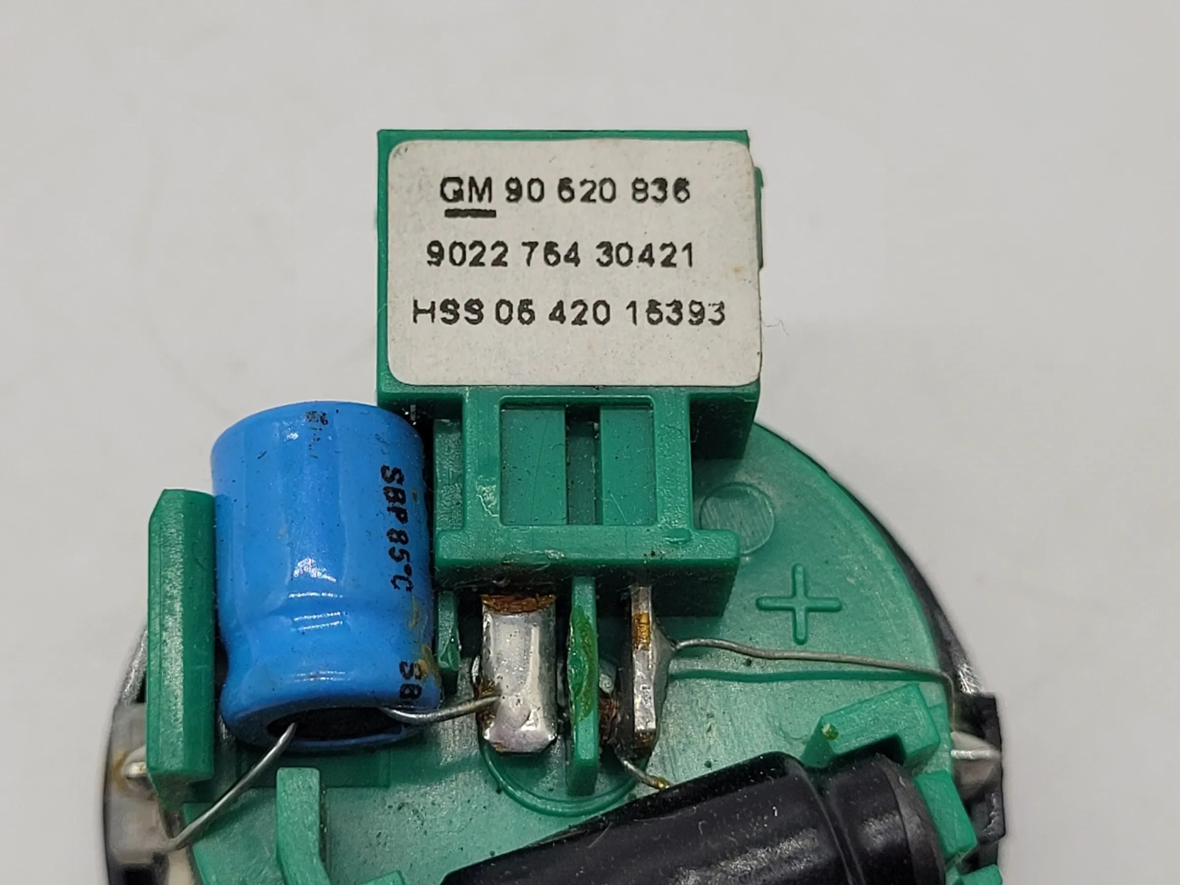 Original Opel Tigra B S93 Hohctöner Lautsprecher 90520836