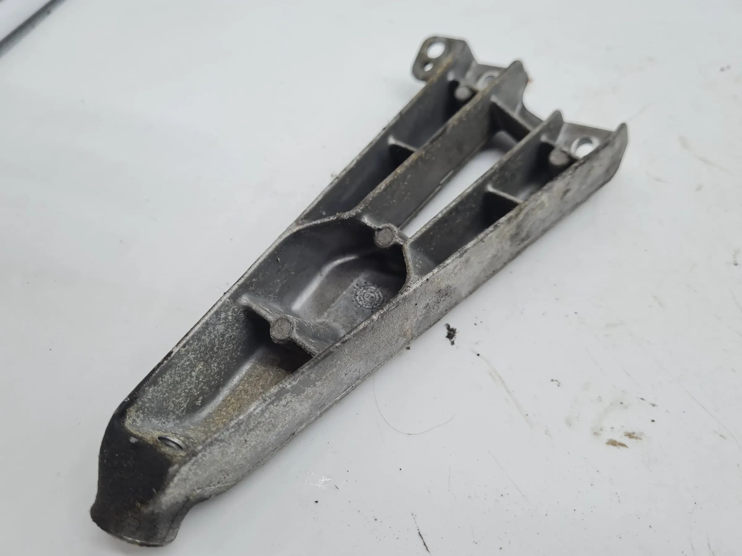 Original Mercedes C-Klasse CL203 エンジンマウントホルダー M111.951 A1112361395