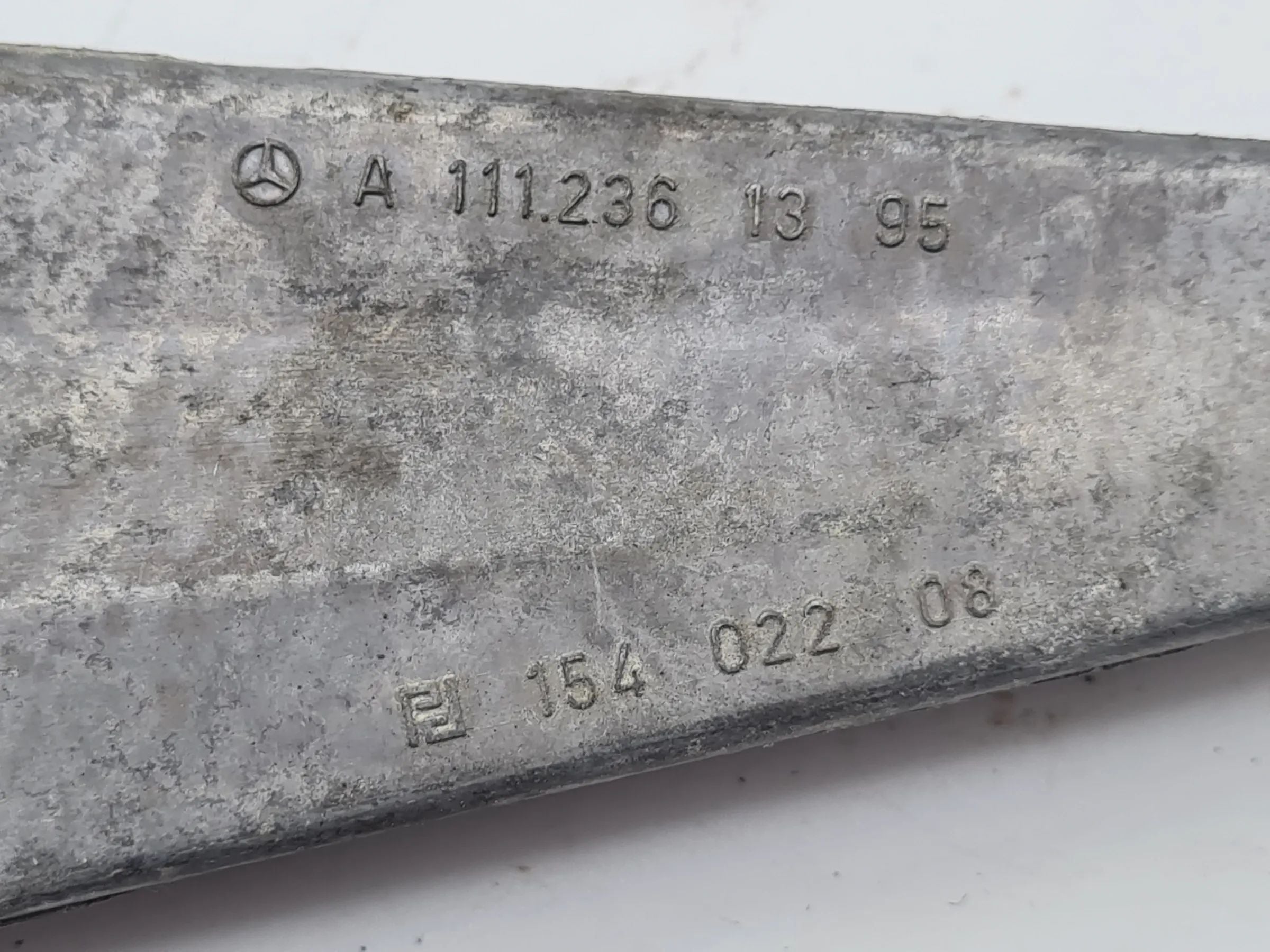 แท่นยึดมอเตอร์ Mercedes C-Klasse CL203 แท้ รุ่น A1112361395