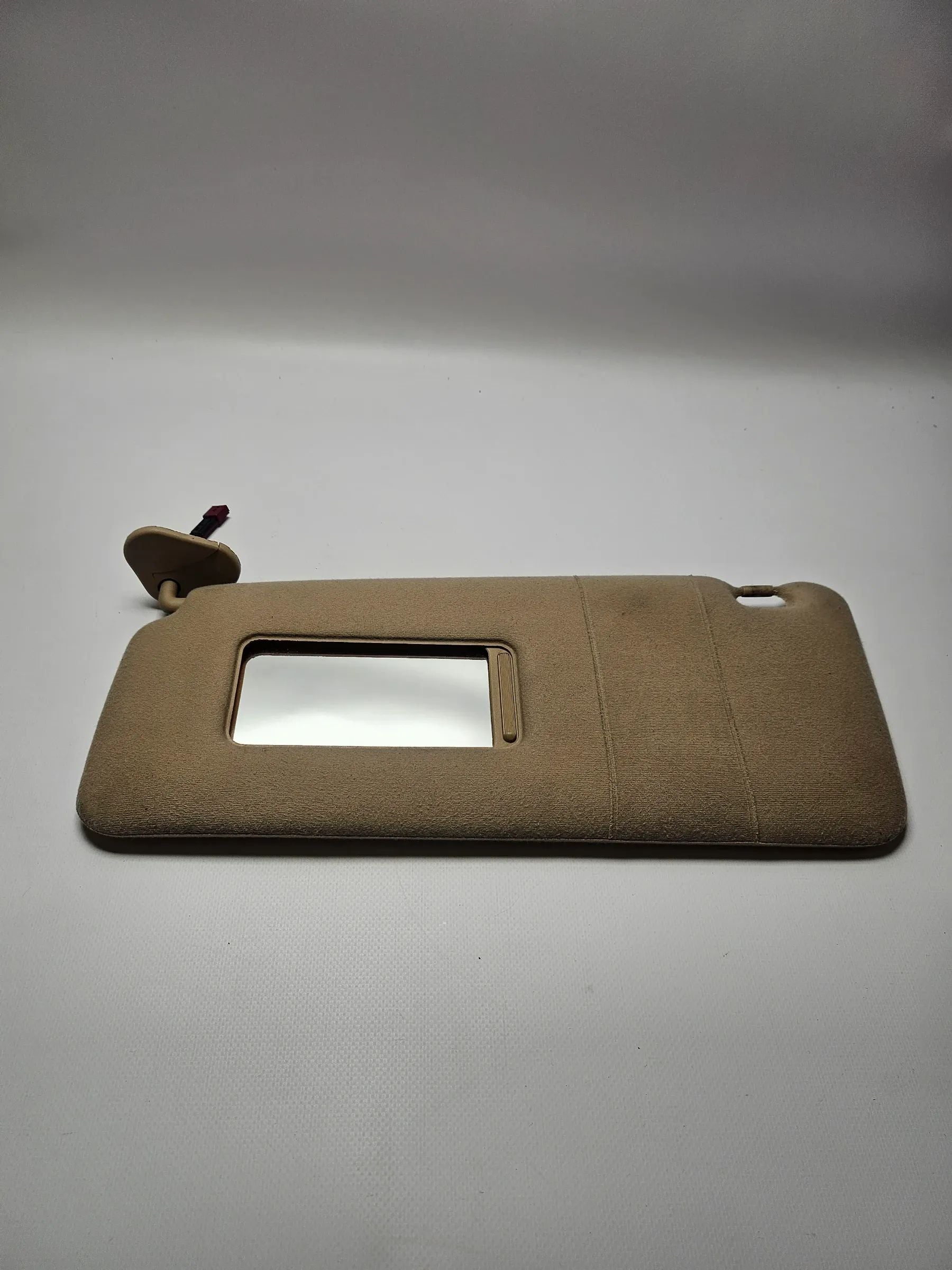 อะไหล่แท้ ผ้าบังแดด ซ้าย สีเบจ พร้อมกระจก BMW X5 E53