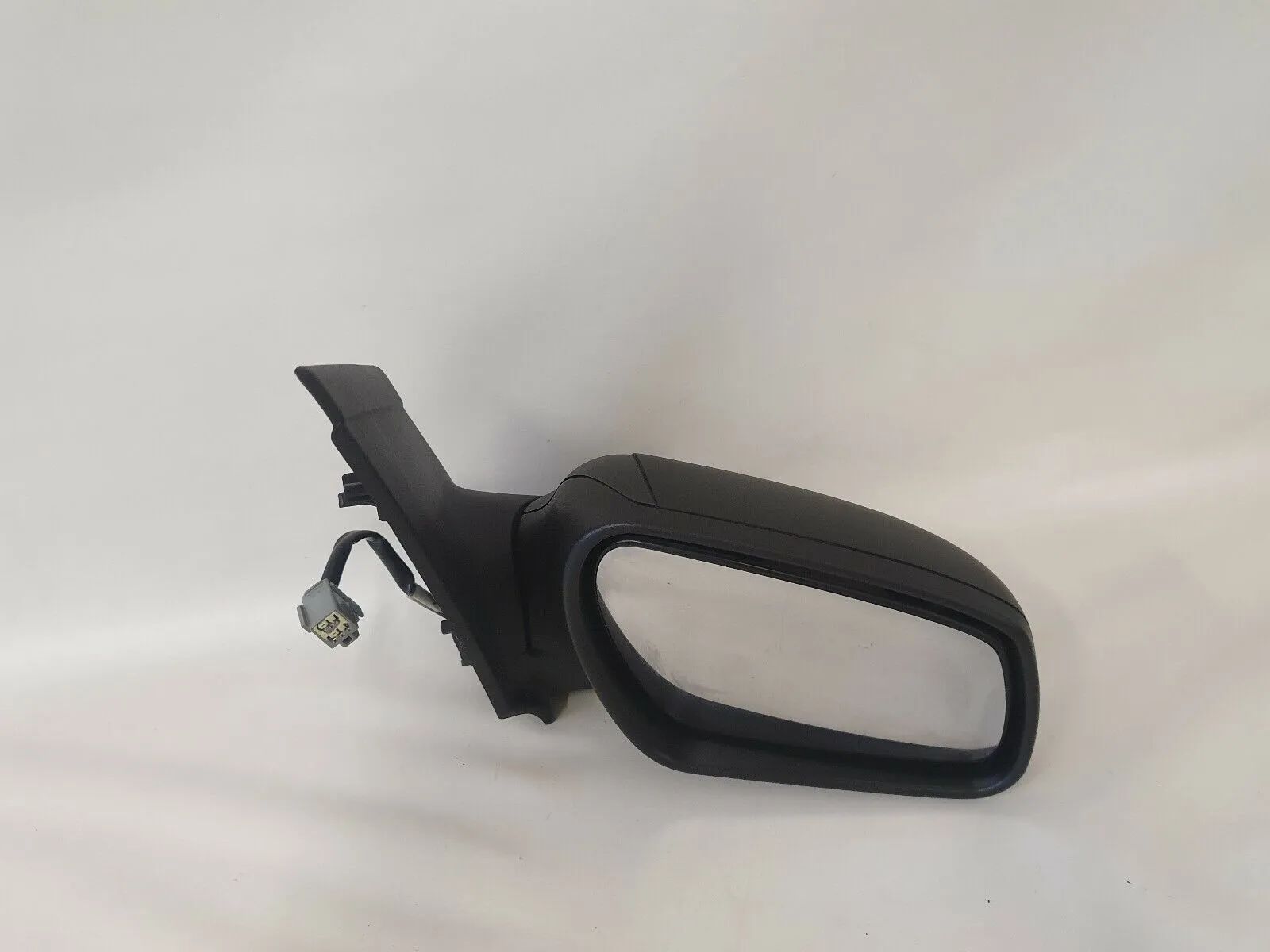 Original Ford Focus exterior mirror 212836290 electric mirror front right black 