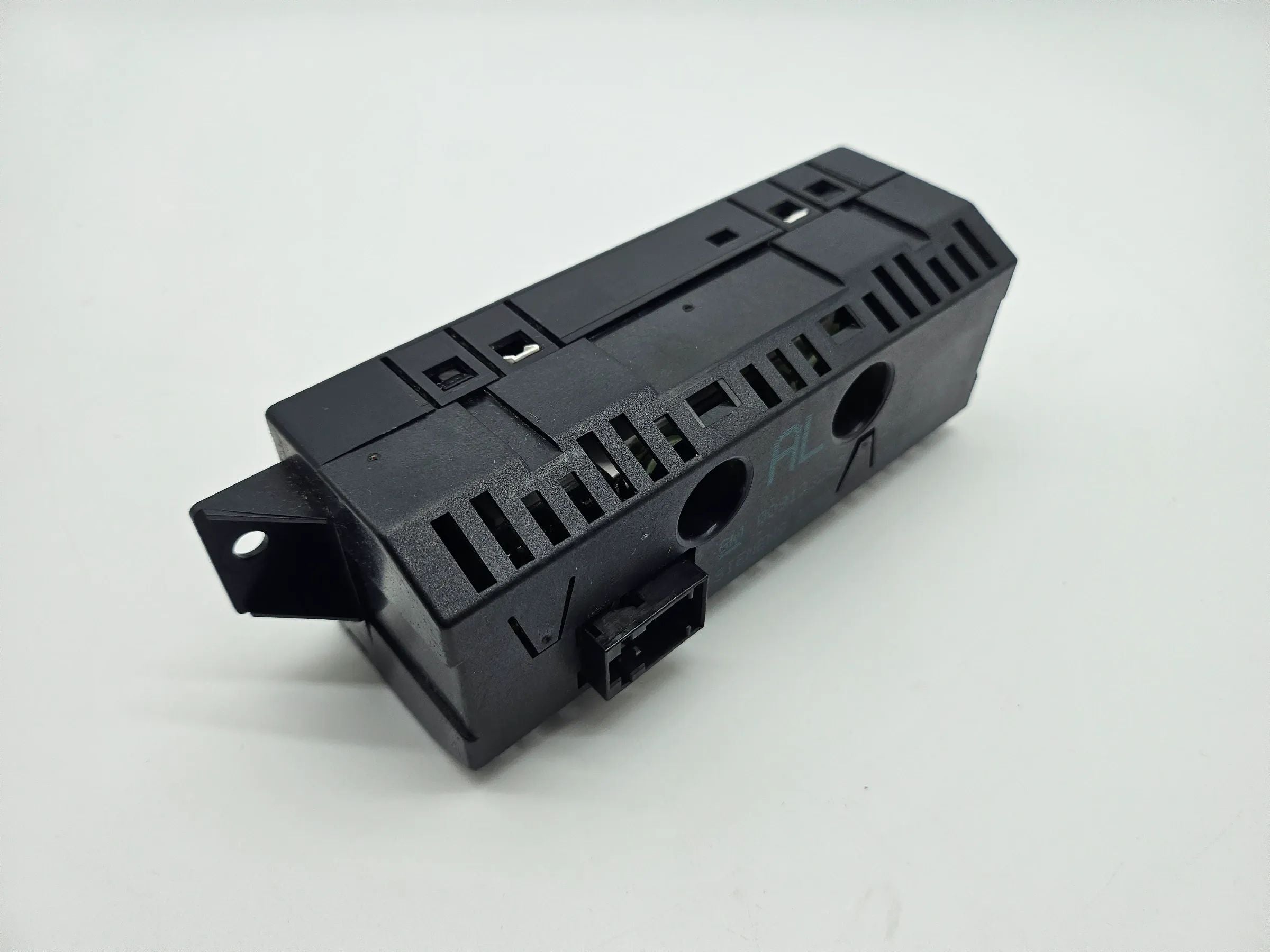 Original Opel Agila Astra G   Uhr Anzeige Display GM 009133265
