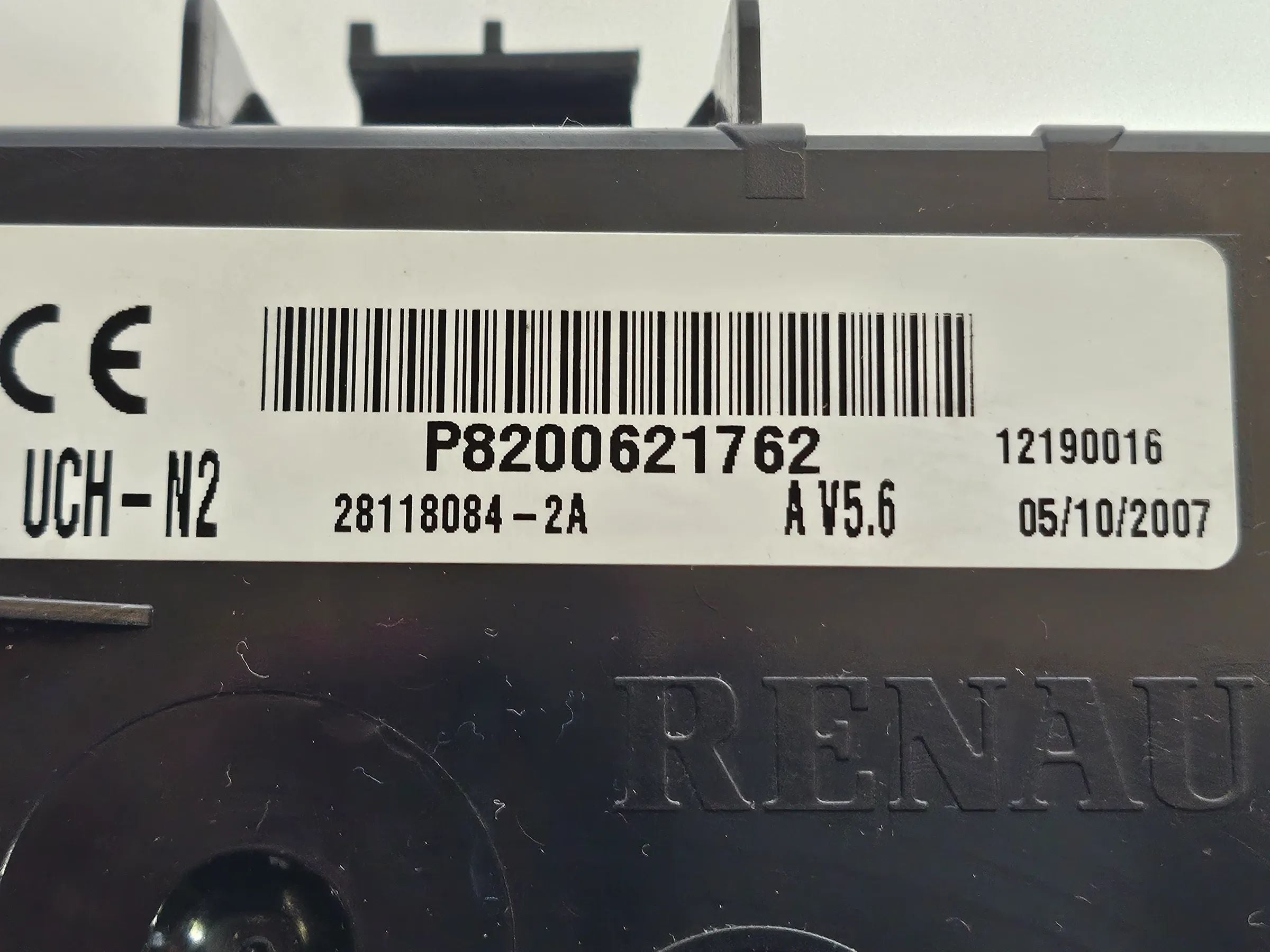 Original Renault Clio 2 , 3  II Bordnetzsteuergerät BSM Steuergerät P8200621762