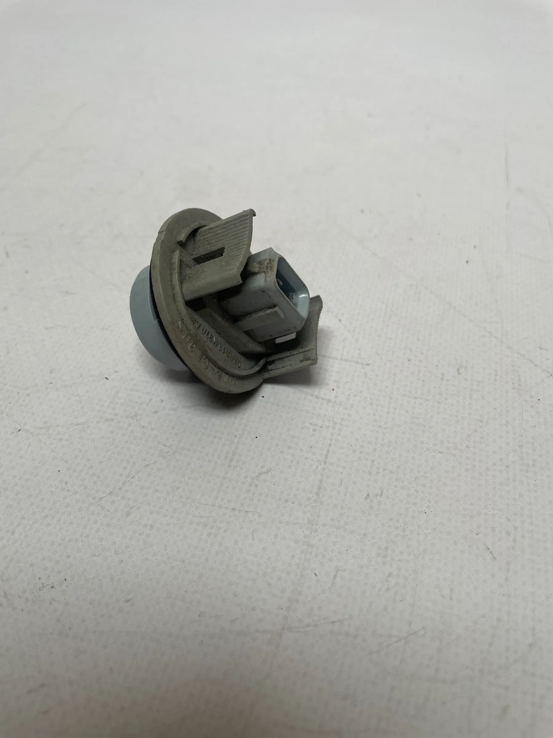 Original Ford Fiesta III 3 Courier Mazda 121 (GFJ/DB) Lampenträger  139807