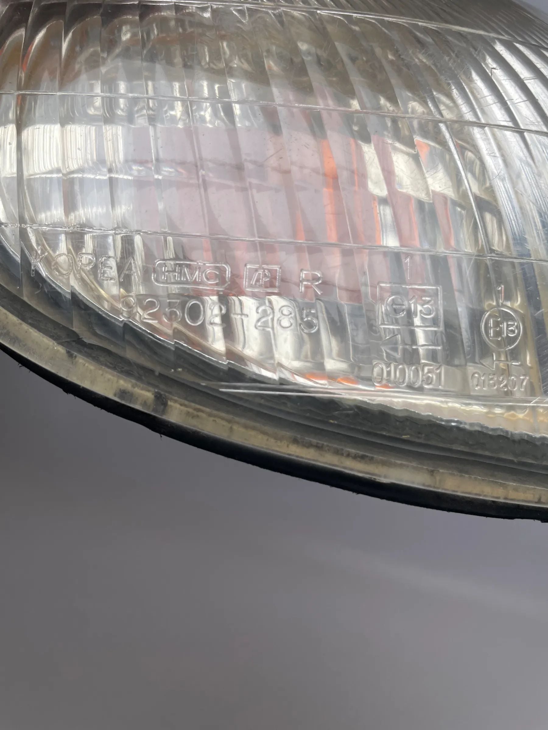 Original Hyundai Lantra II 2 (J-2) Blinker Rechts Vorne 92302-285