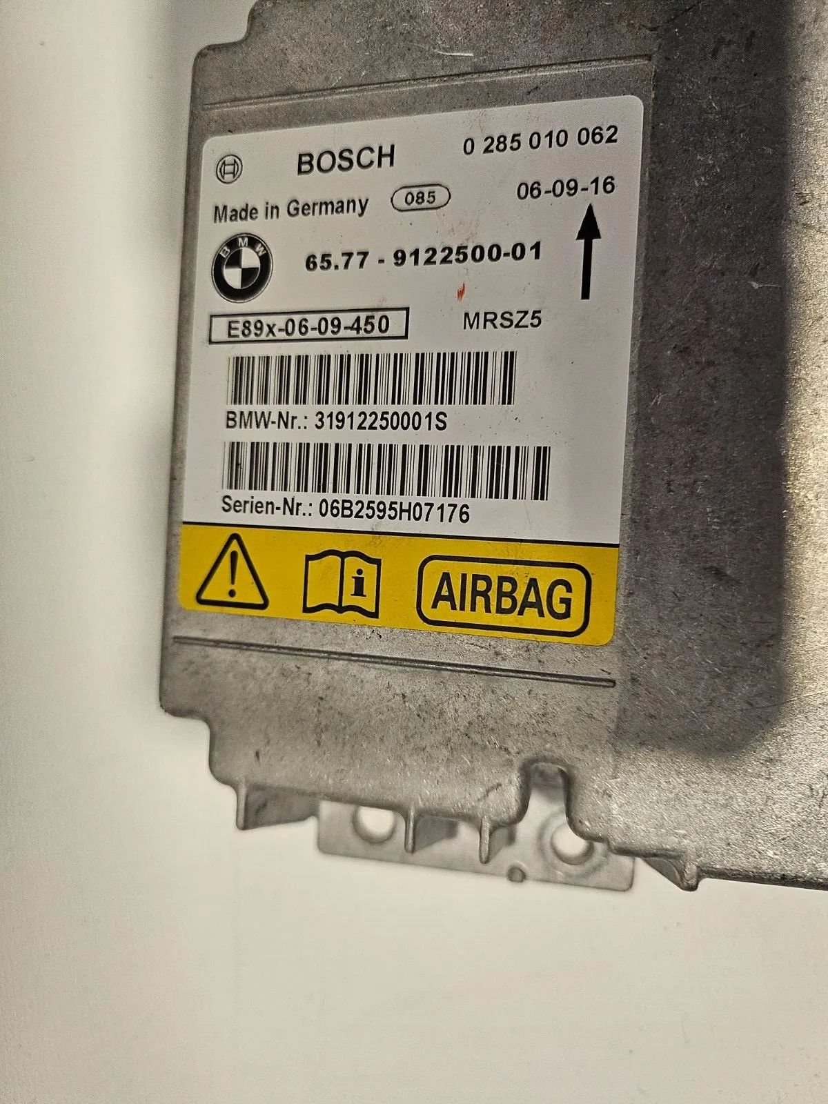 純正BMW E84 E90 E91 E87 エアバッグコントロールユニット 9122500-01