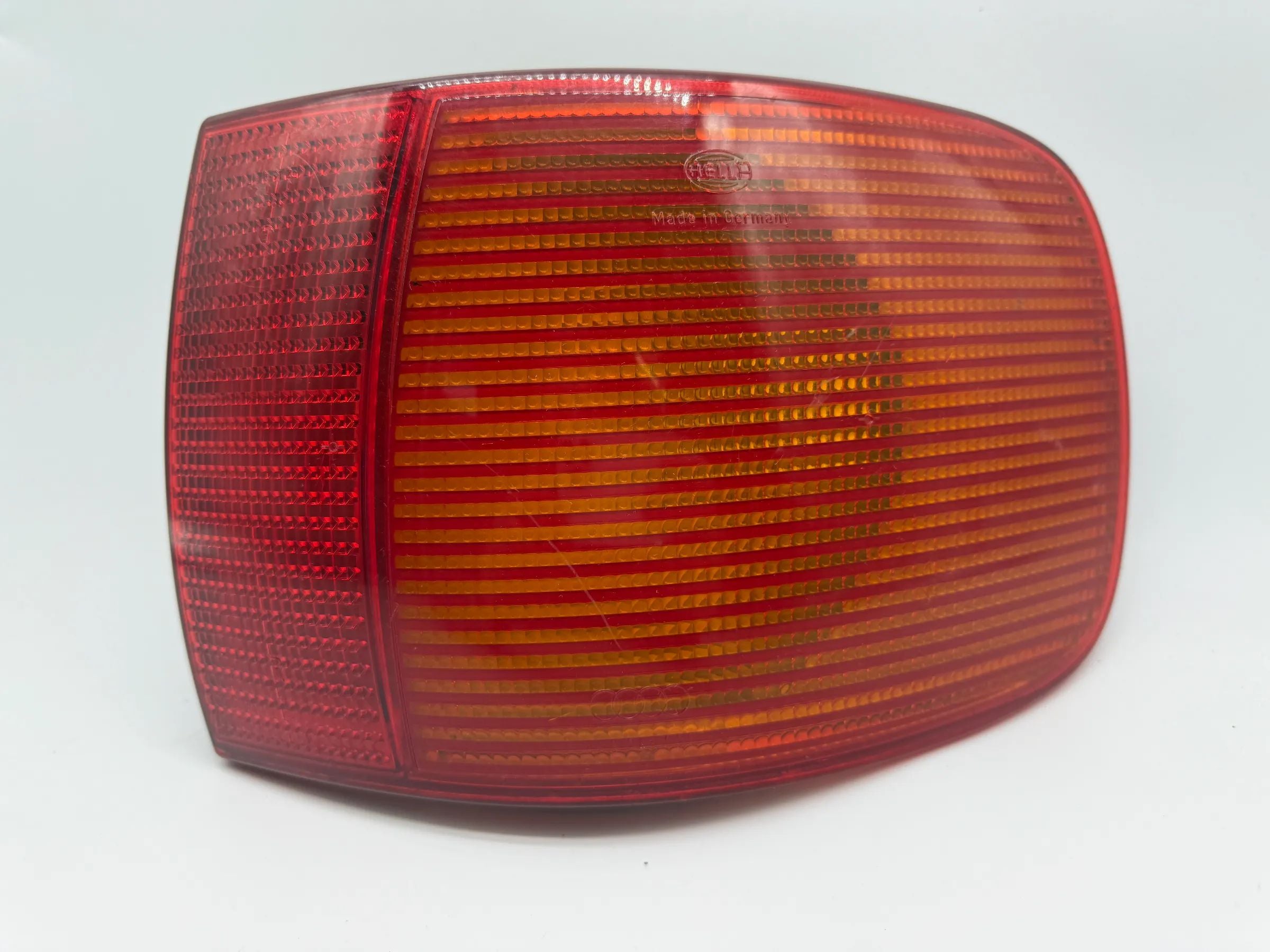 Original Audi A80 Cabriolet (8G7) Rückleuchte / Rücklicht Rechts 8G0945096