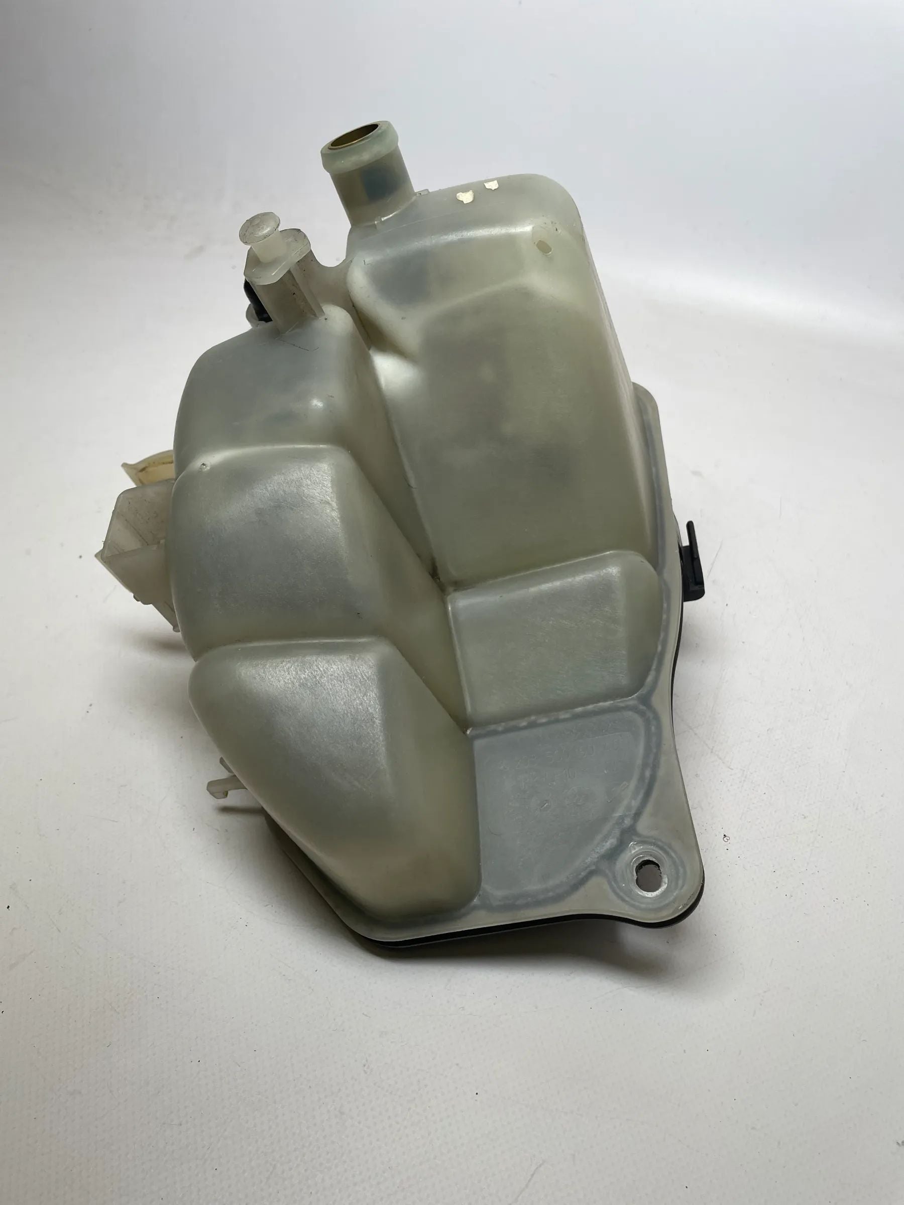 Original Mercedes-Benz C-Klasse (W203) Kühlmittelbehälter 2035000049