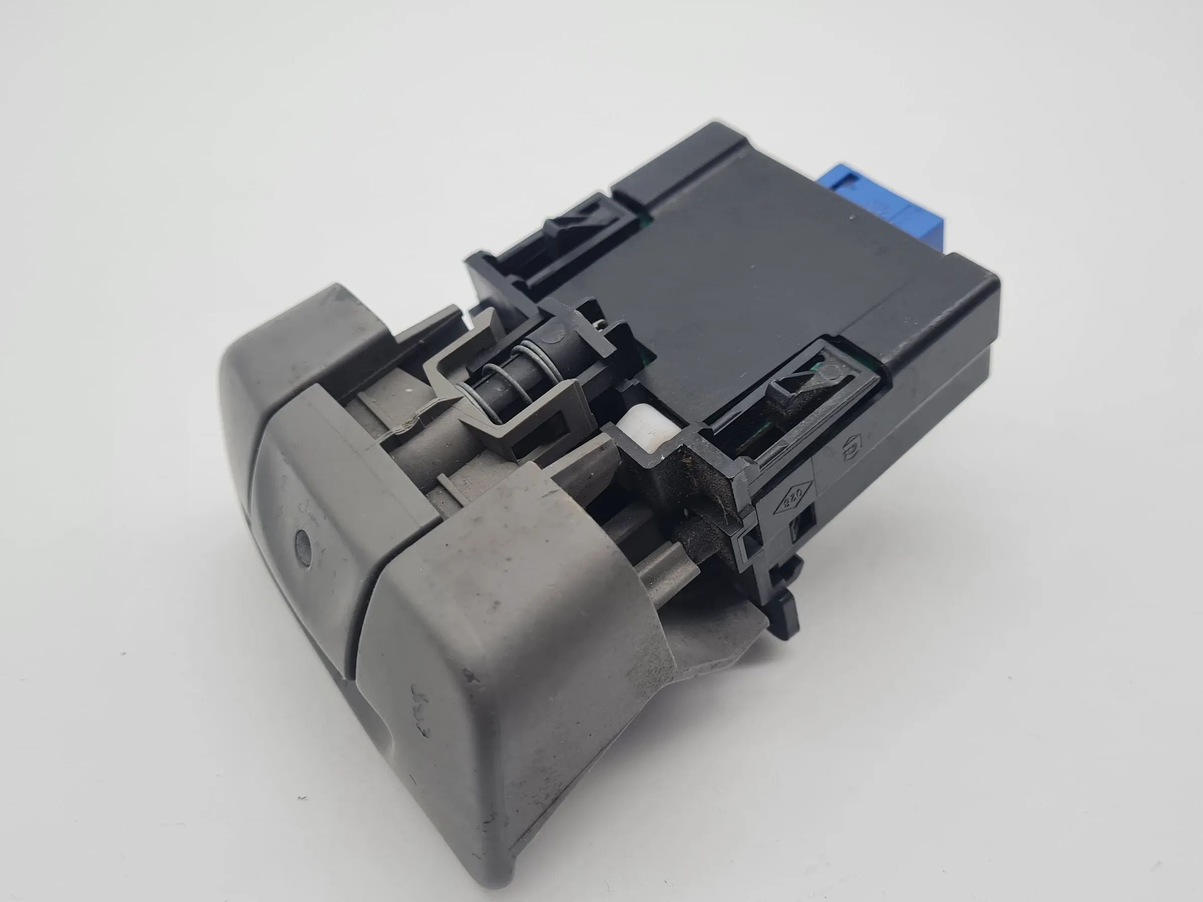 Renault Scenic II (JM0/1) Handbremse Schalter Elektrisch 8200270265