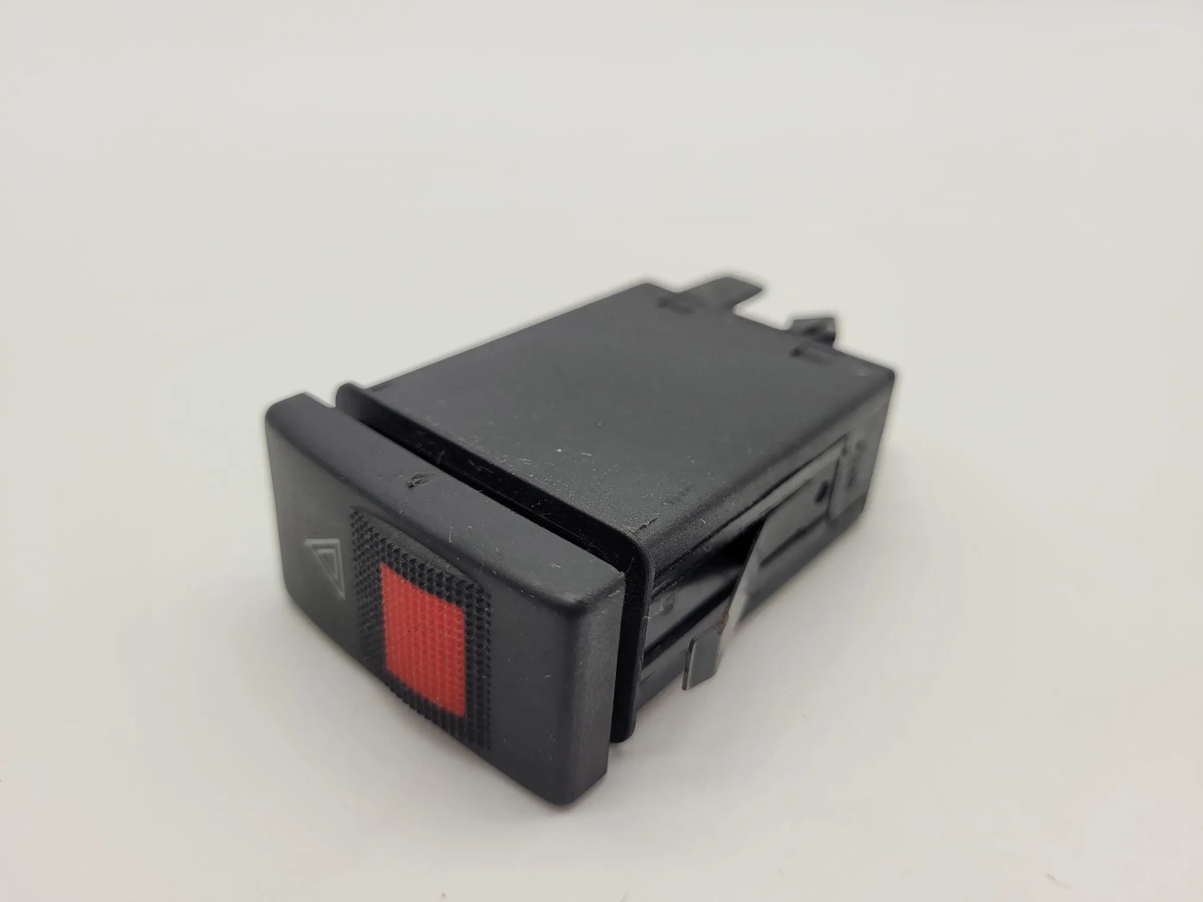 Original AUDI A4 (8D2/B5) Warnblinkschalter 8D0941509D