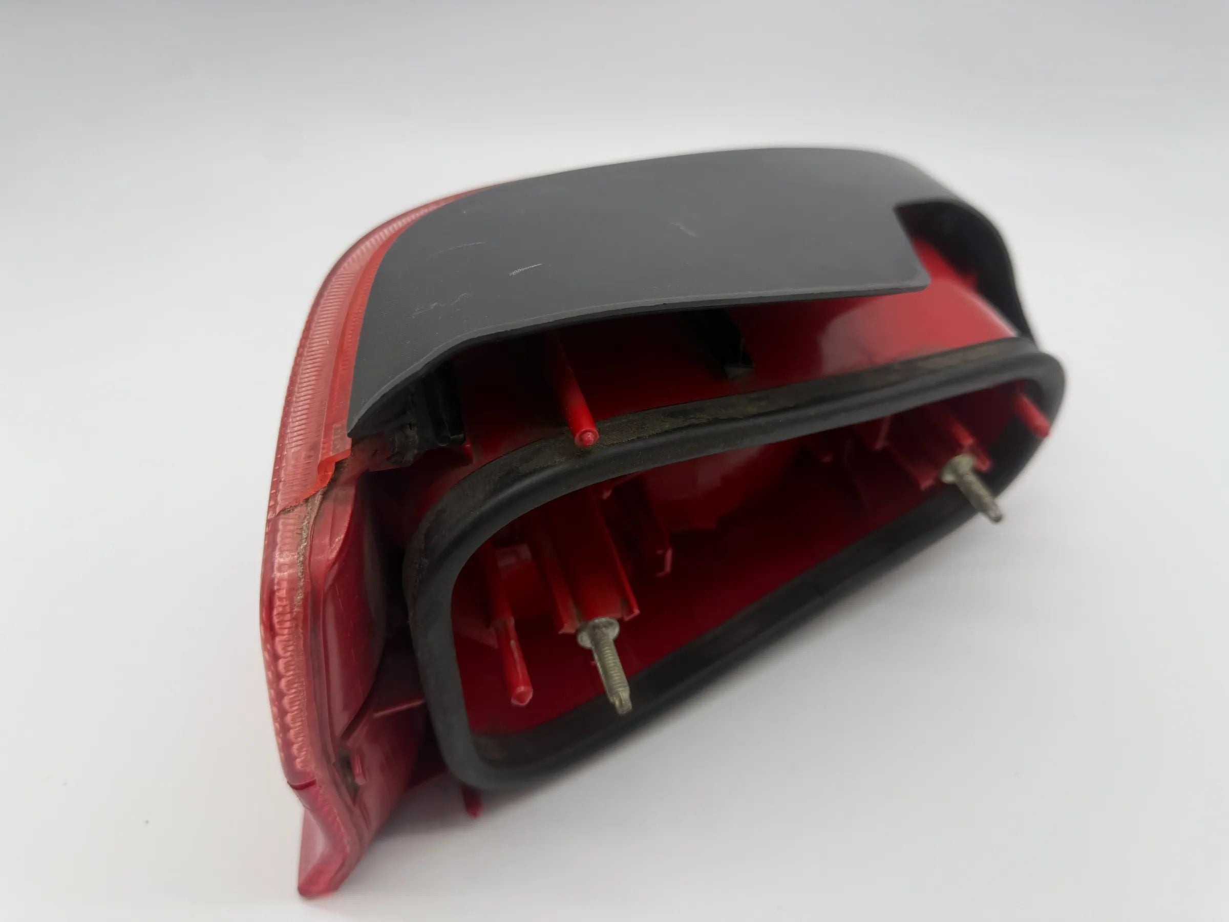 Original Peugeot 106 (1A/1C) Rück- & Bremsleuchte Rechts 2274D