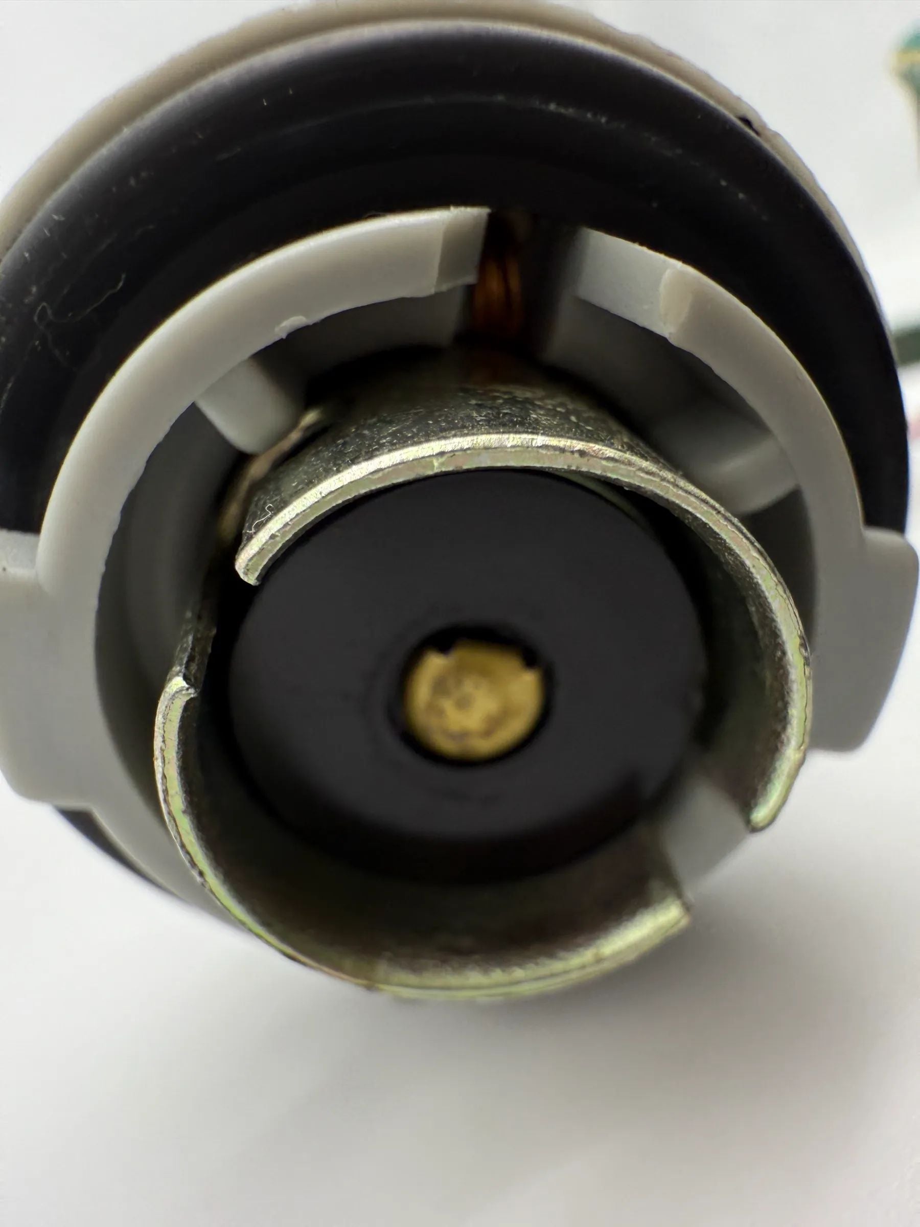 Original Opel Vectra G (T98) Lampenträger Rückleuchte / Rücklicht R./L. 60-1169B