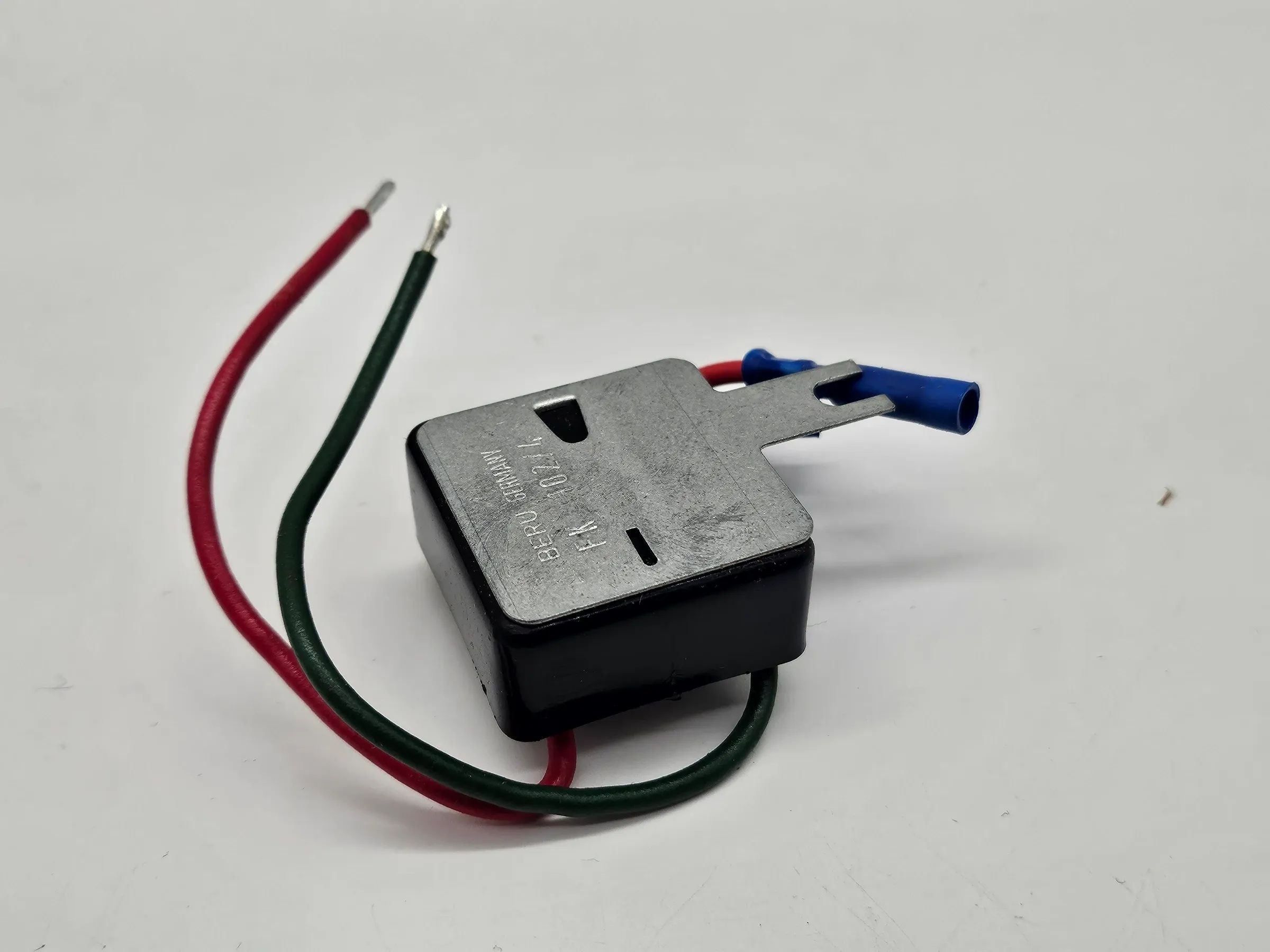 ORIGINAL OPEL Astra F Corsa A Entstörer Wischermotor 1784103 OVP NEU