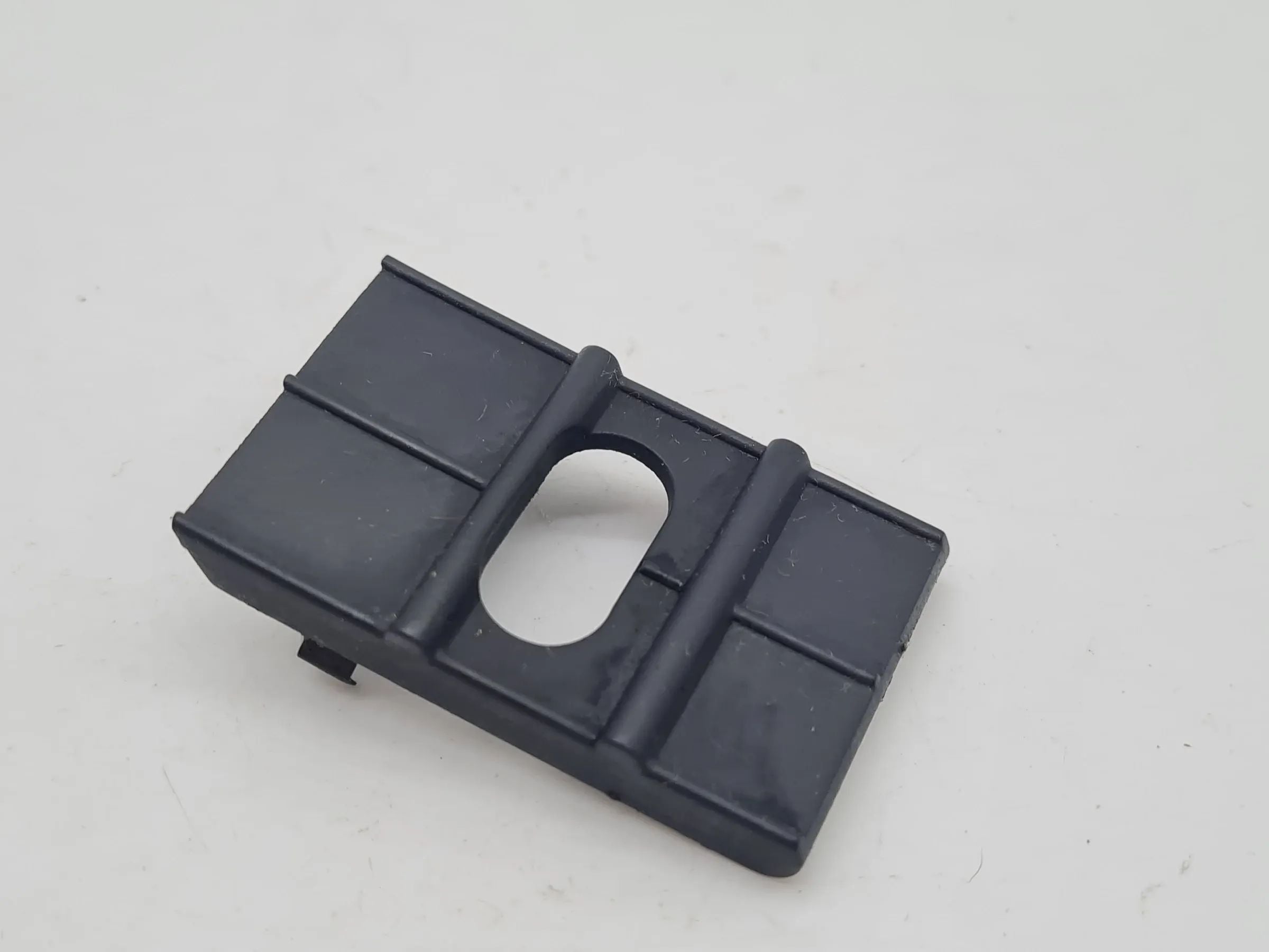 Original Audi A6 (4B2/4B4) Abdeckung Blende Sonnensensor 4B0819681A