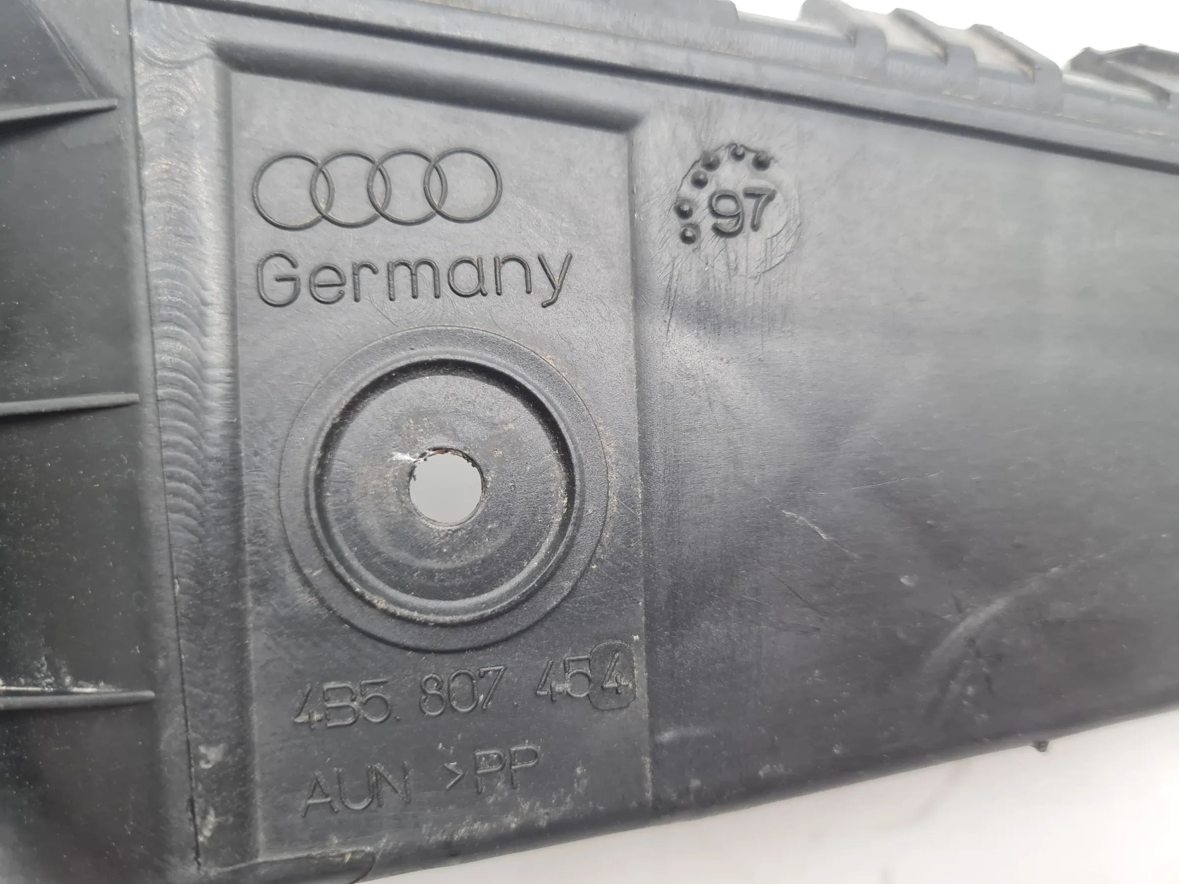 Original Audi A6 (4B2/4B4) Stoßstangenhalter Stoßstange Rechts Hinten 4B5807454