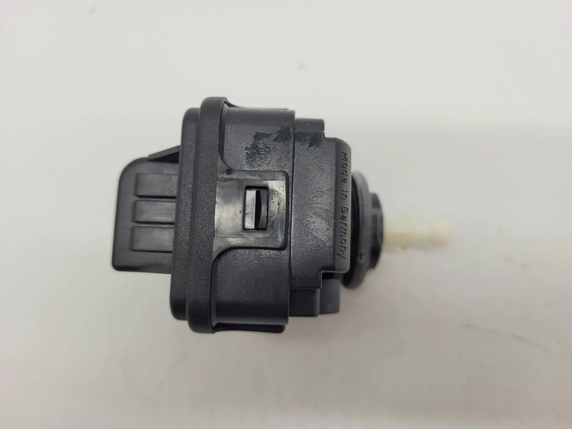 Original Audi A6 (4B2/4B4) Scheinwerfer Stellmotor LWR L/R 8L0941295