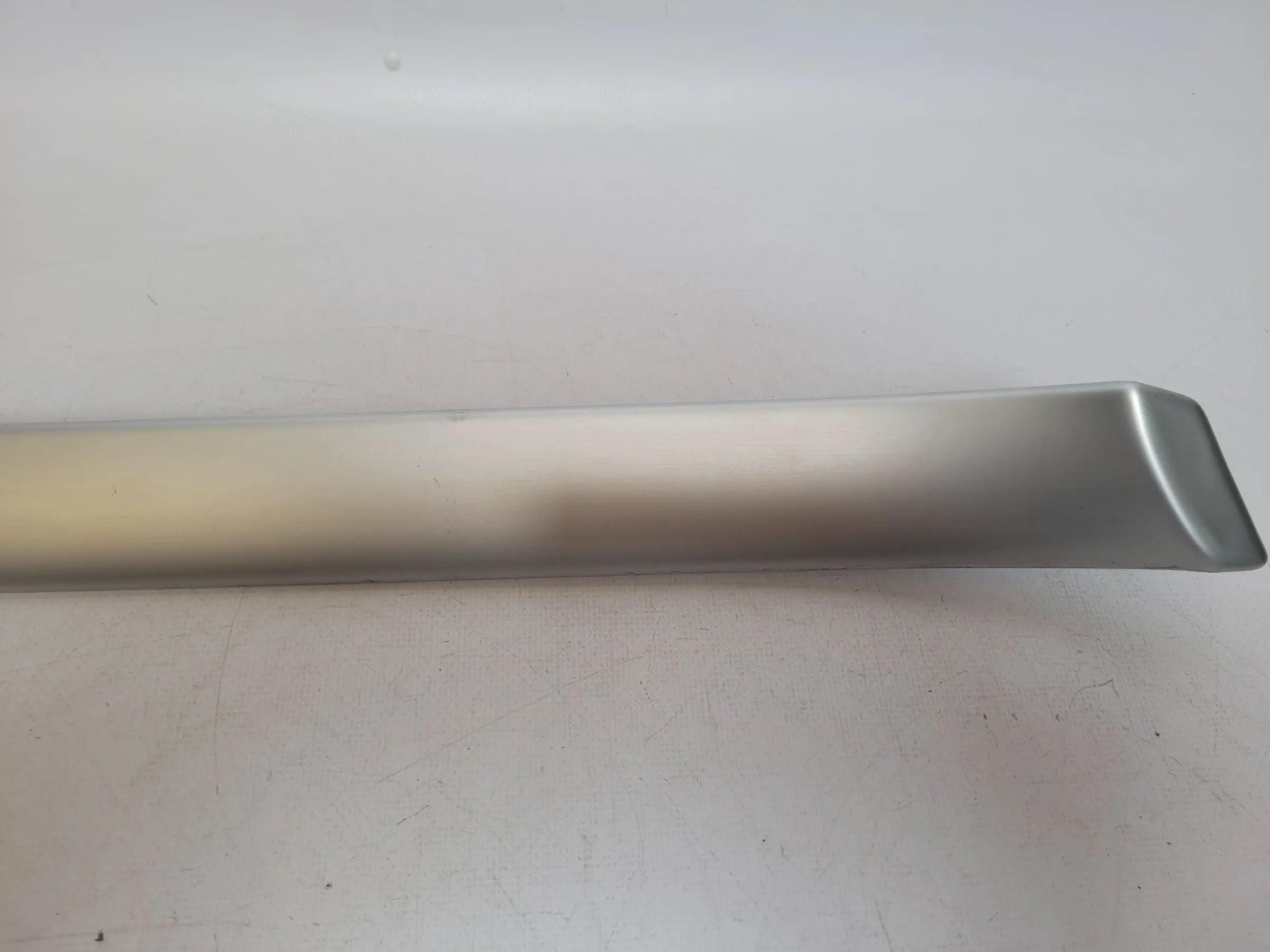 Original Audi A4 (S-Line) Dekorleiste Zierleiste Rechts Vorne 8E0867410