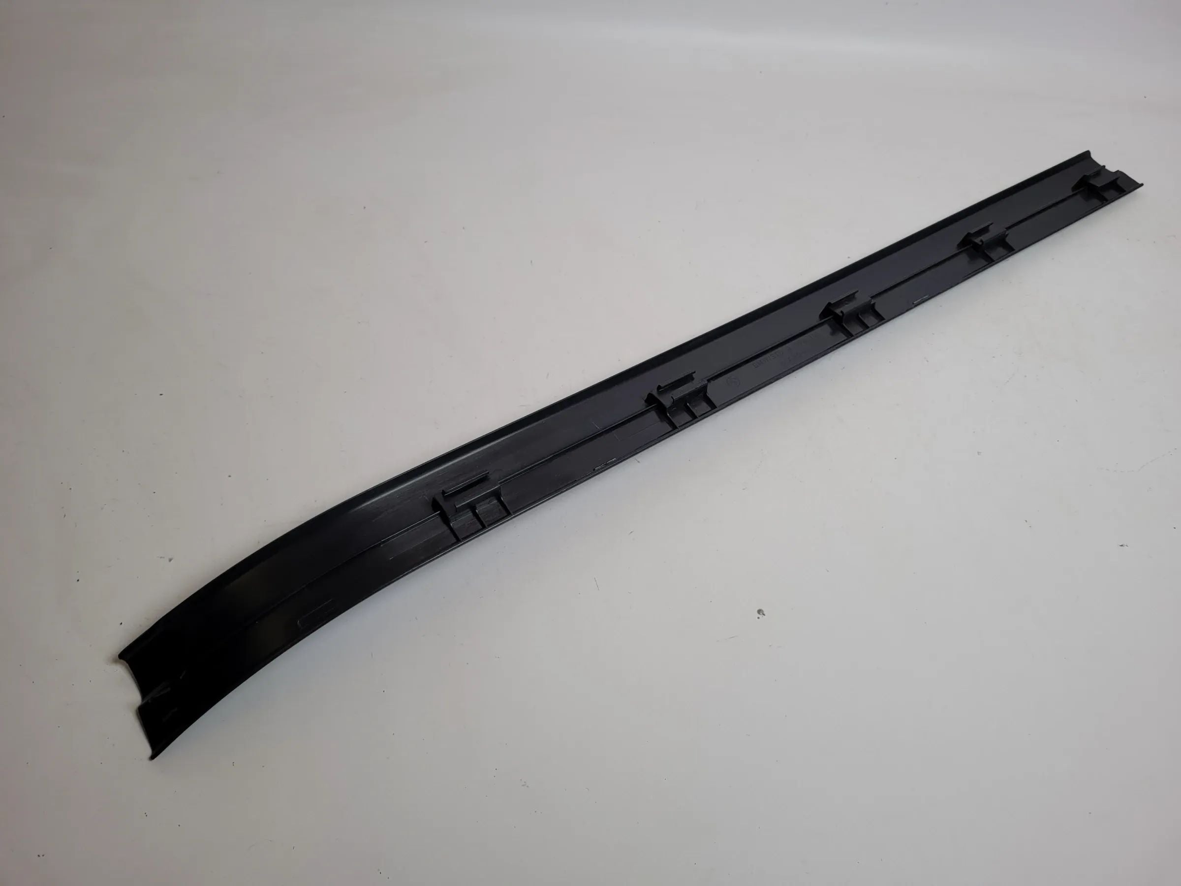 Original BMW X5 (E53) Einstiegsblende Kick Trim Vorne Rechts 8402108