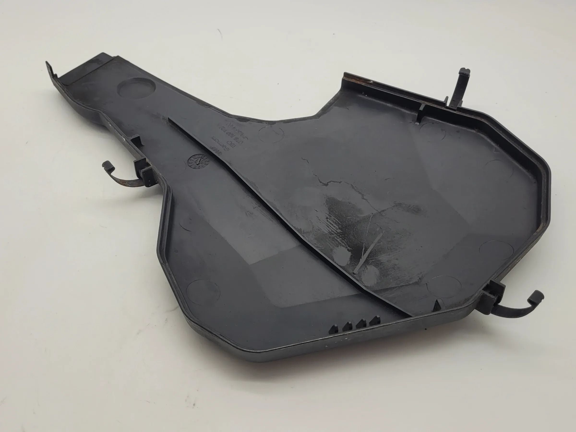 Original Audi A6 (4B2/4B4) 2.4 V6 121KW AGA Zahnriemenabdeckung Links 078109123N