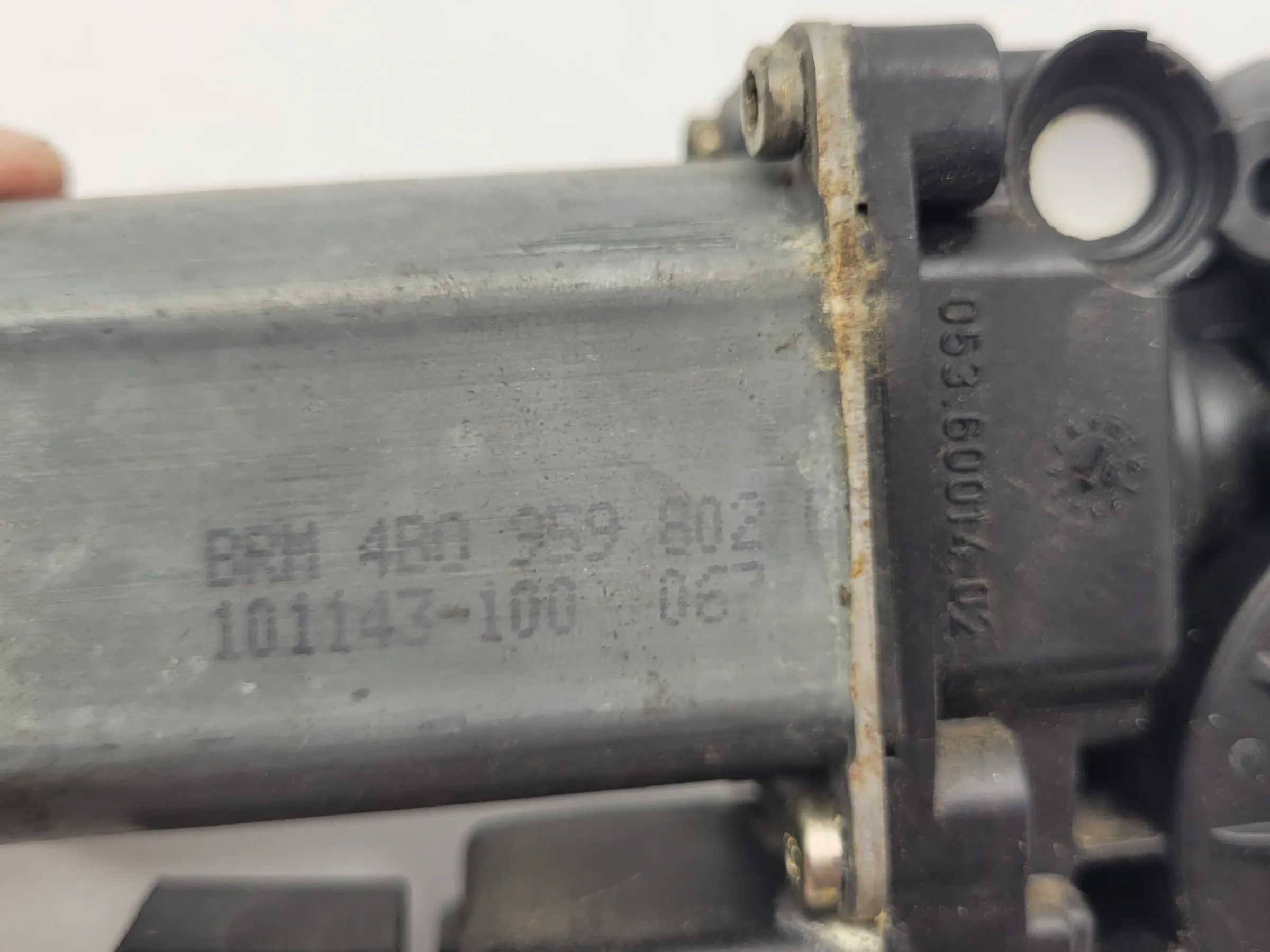 Original Audi A6 (4B2/4B4) Fensterheber Motor Hinten Rechts 4B0959802C