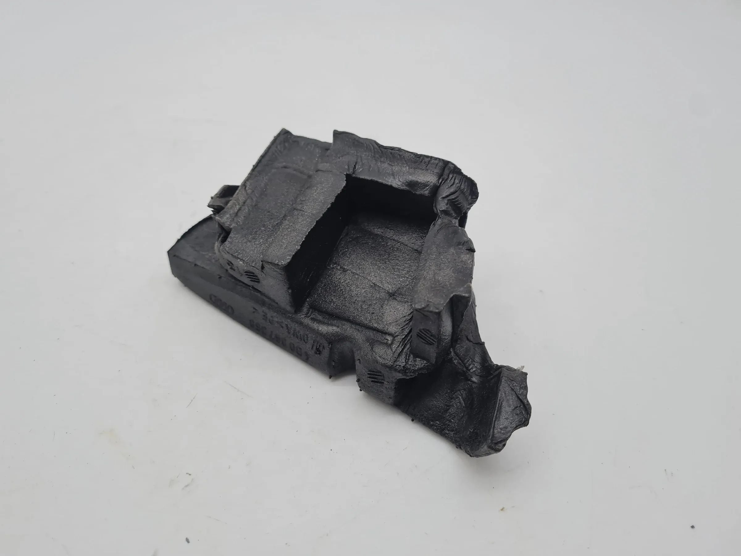 Original Audi A6 4B2/4B4 Formstück hinter Türverkleidung Vorne Rechts 4B0867368