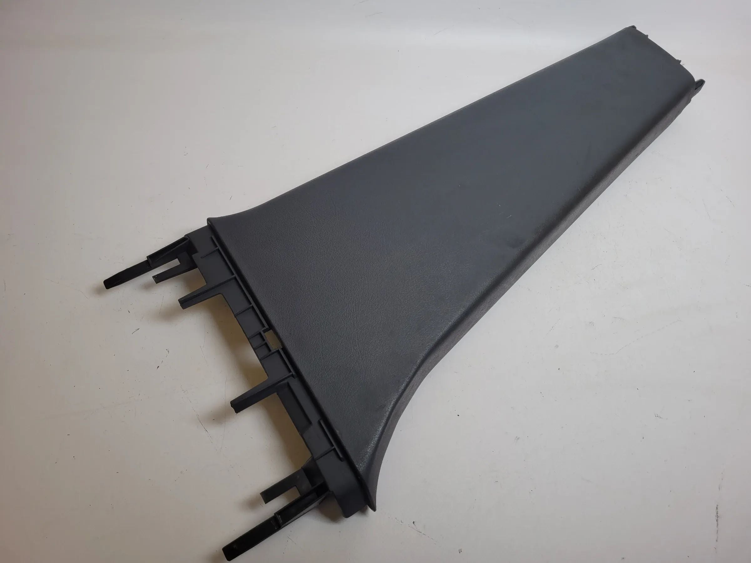 Original Audi A6 (4B2/4B4) Verkleidung B-Säule Links Unten Grau 4B0867239