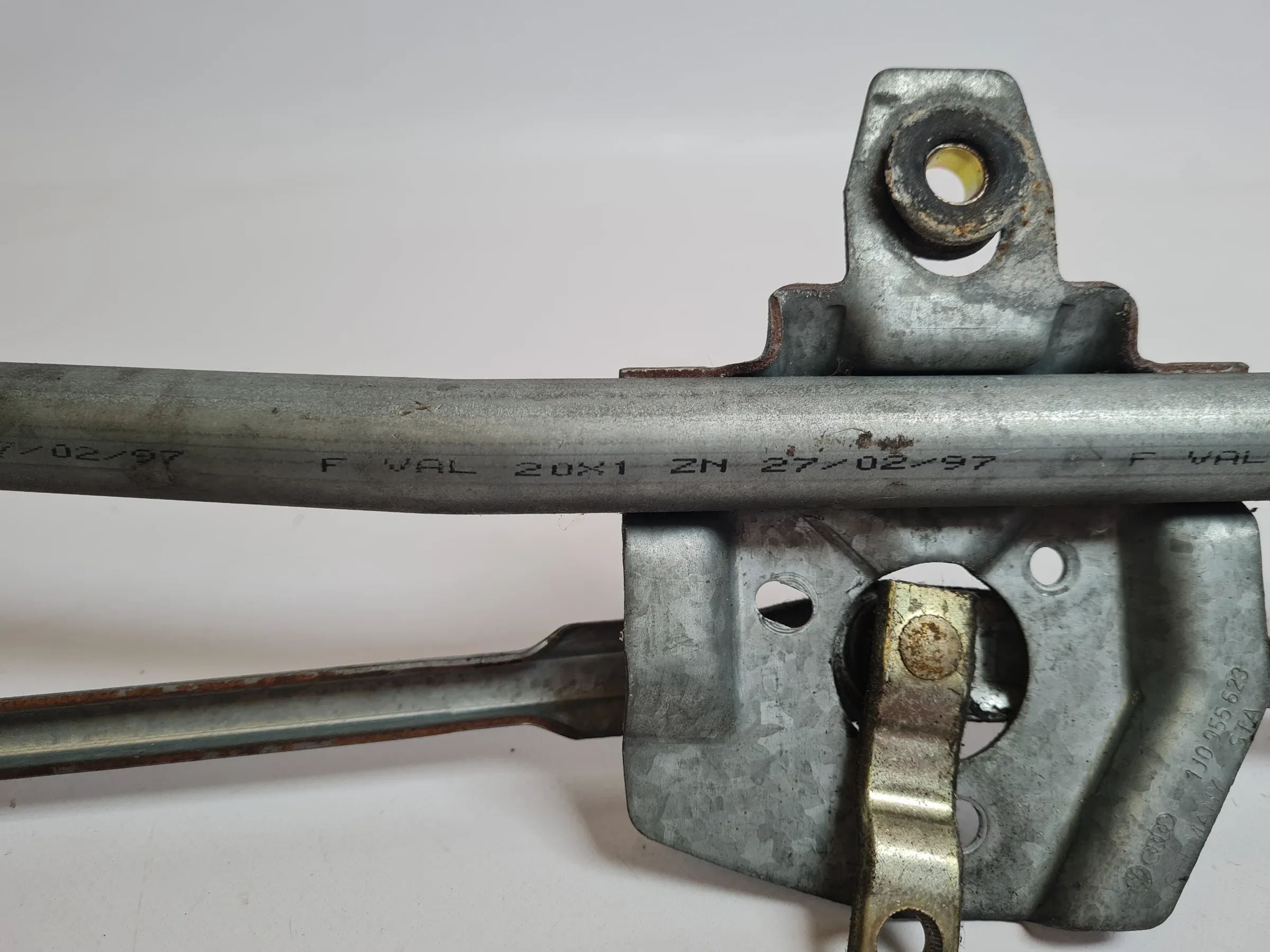 Original VW Golf IV / Bora (1J1-1J6) Wischergestänge 1J0955623