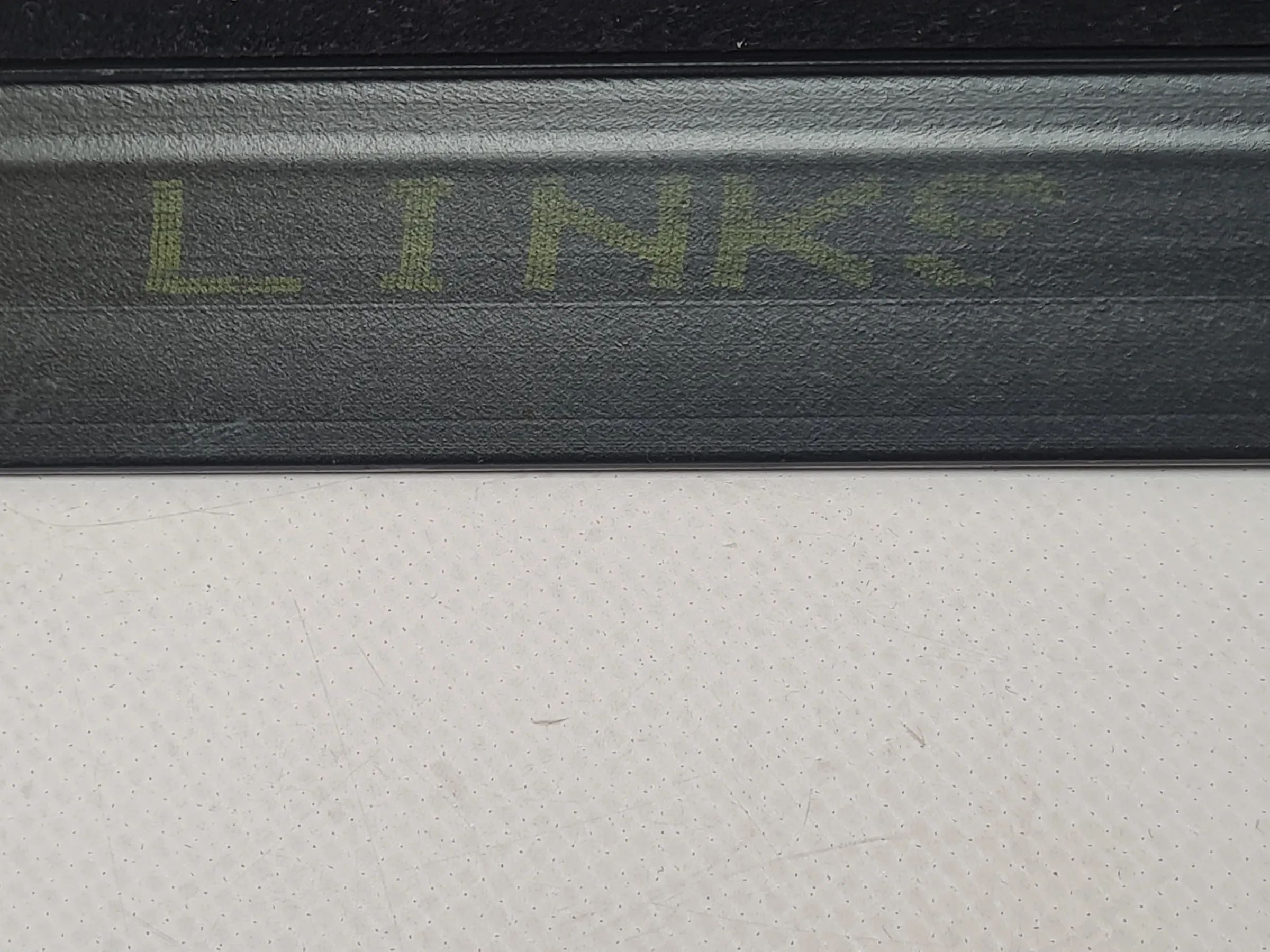 Original Audi A4 (8E/B6/B7) S-Line Dichtung Fensterleiste L./Hinten 8E0853763B