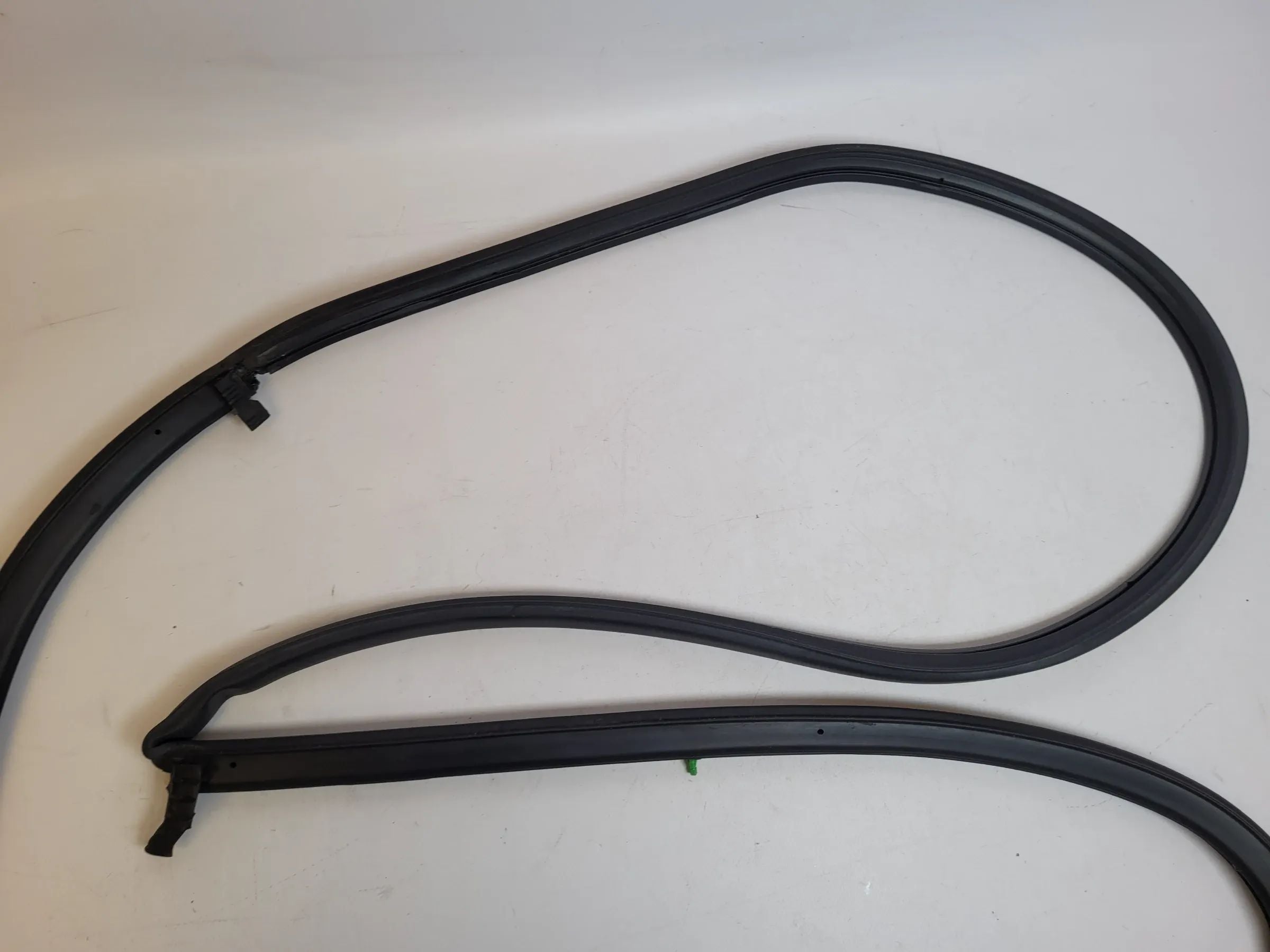 Original Audi A4 (8E/B6/B7) Türdichtung Dichtung Gummi Rechts Hinten 8E0839912J
