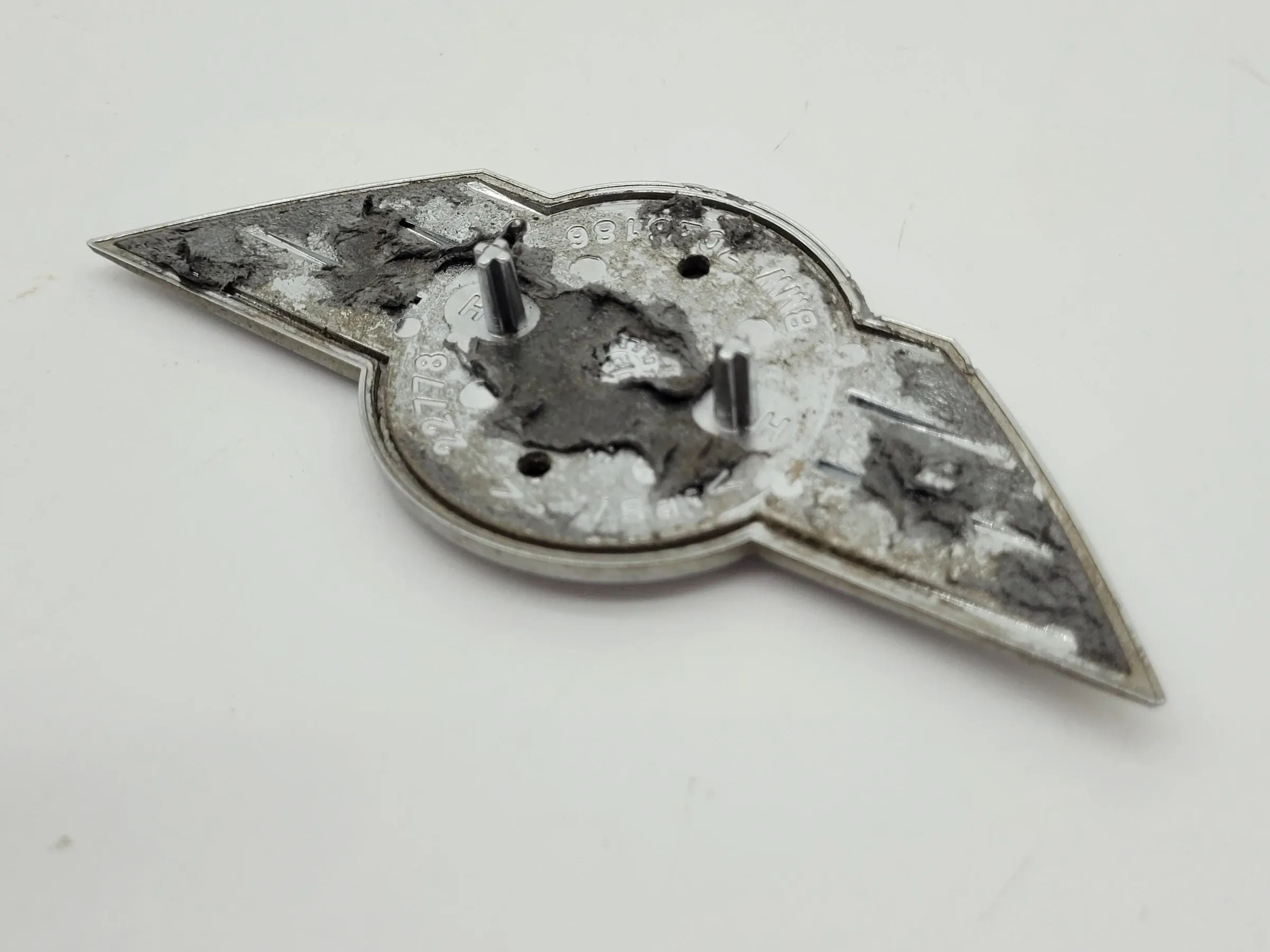 Original Mini One (R50/R53) Emblem Logo Heck 7026186