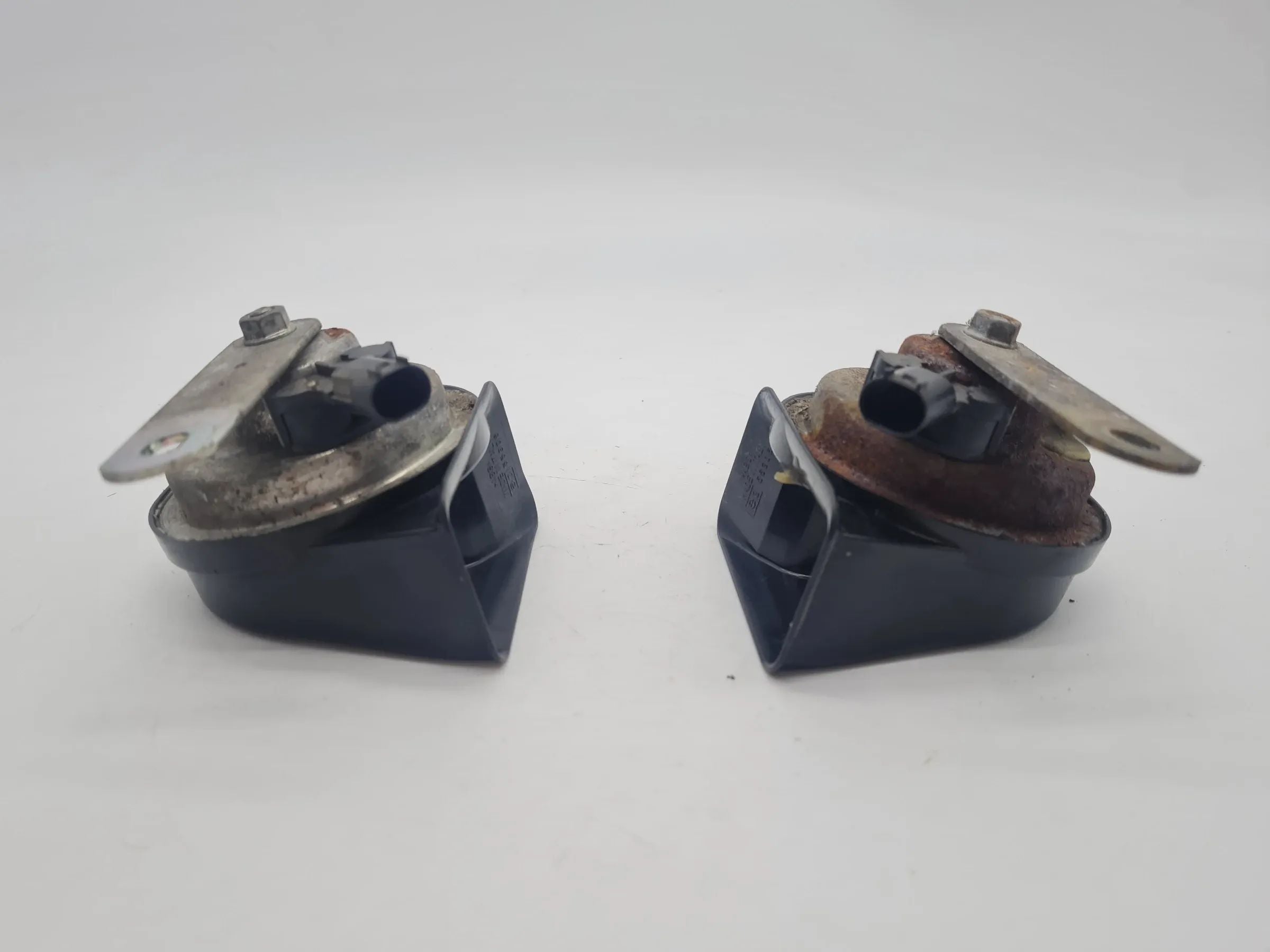 Original Mini One (R50/R53) Set Hupensatz Hupe x2 E30055306 A046522