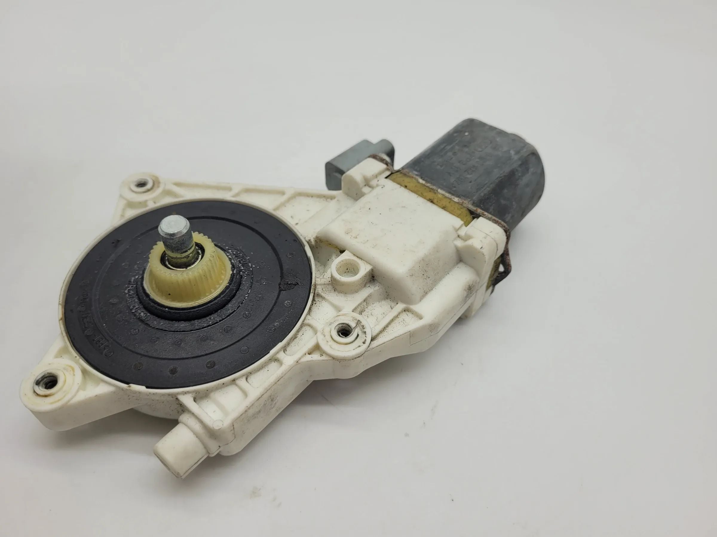 Original Nissan Micra III 3 (K12) Fensterhebermotor Links Vorne 0130822202