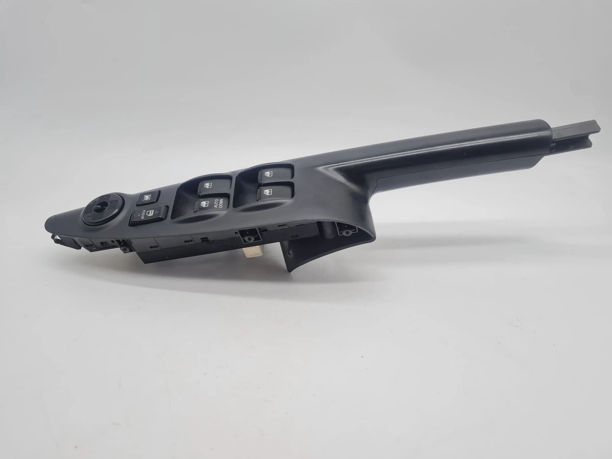 Original Hyundai Tucson (JM) Blende + Fensterheberschalter Links 93570-2E200
