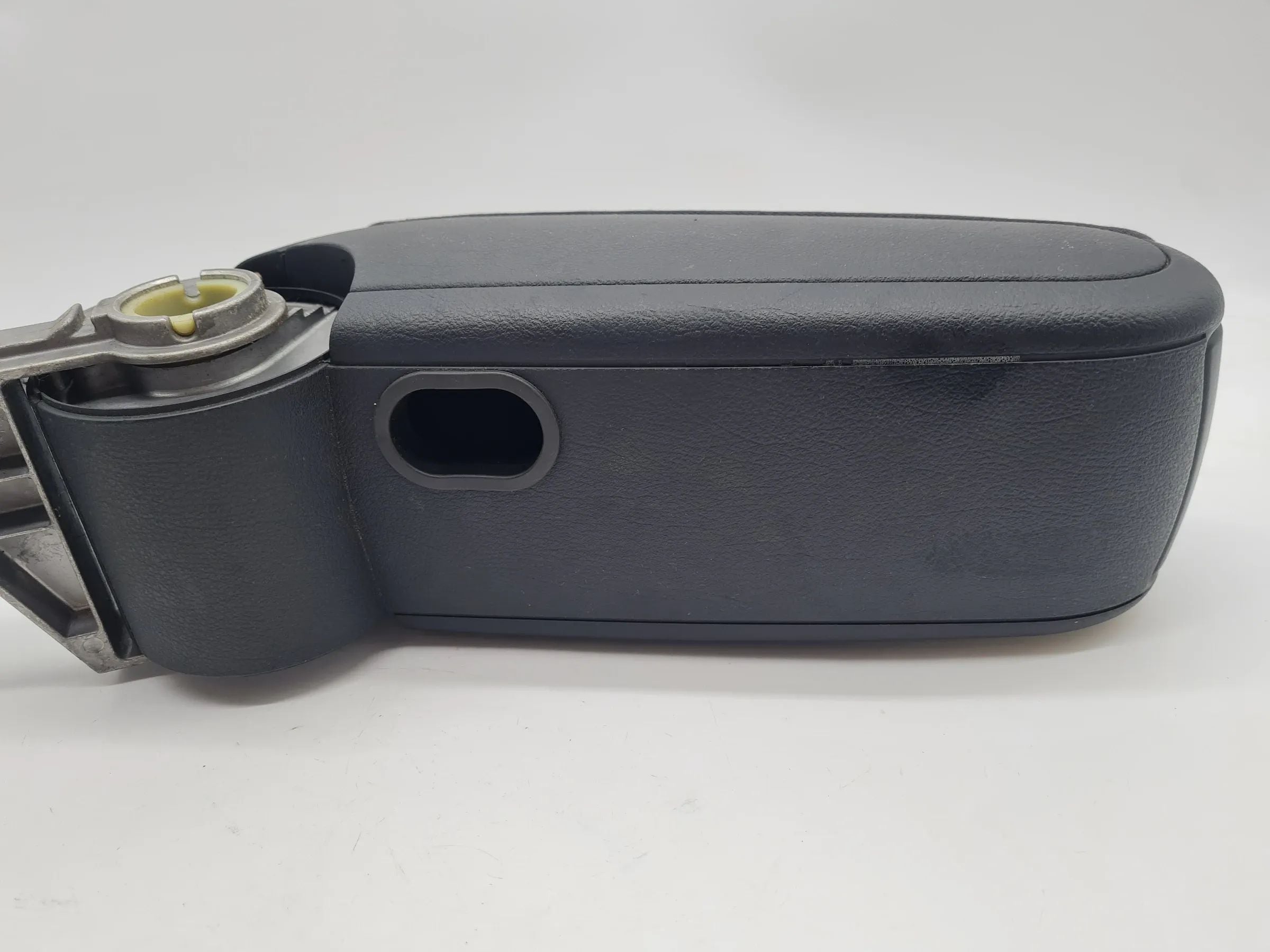 Original Audi A6 (4B2/4B4) Mittelarmlehne Armlehne Stoff 4B0864207K