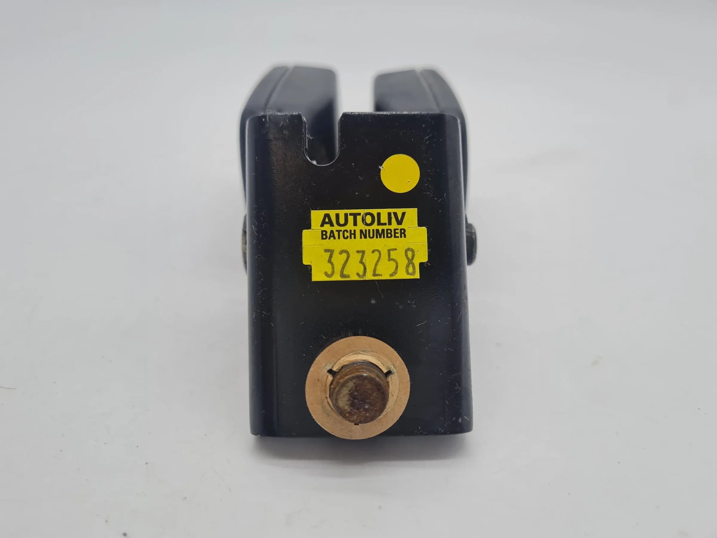 Original Mini One (R50/R53) Doppelgurtschloss Hinten Mitte 7055957