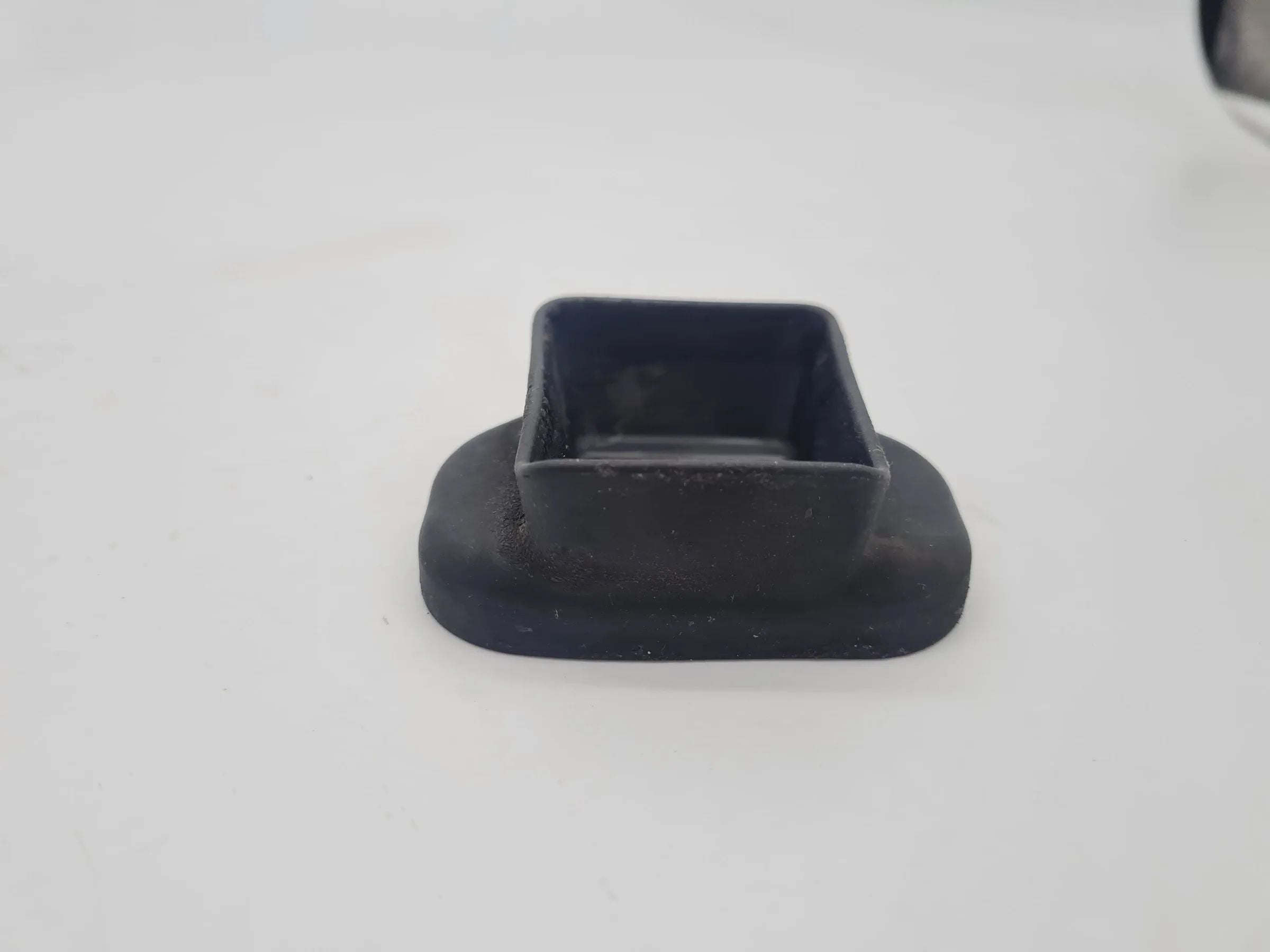 Original Mini One (R50/R53) Gummi Dichtung Türfangband Links 51.21-7043465-01