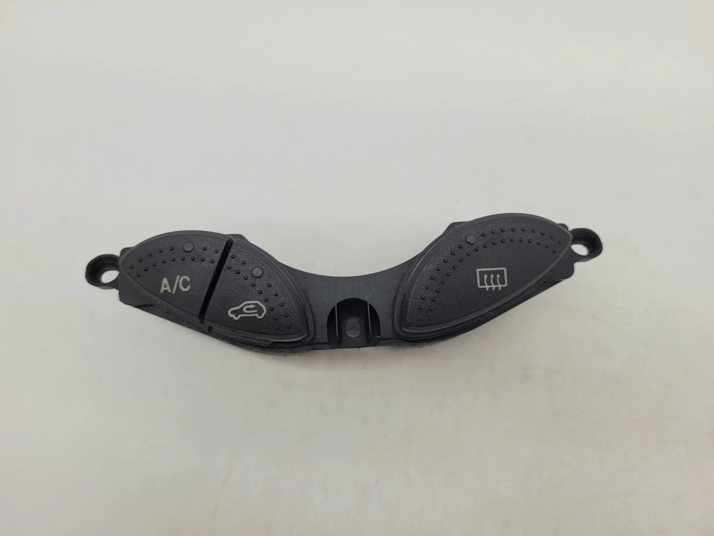 Ford Focus DAW/DBW Schalter Klima Heckscheibenheizung 98AG-19A945-BG (Original)
