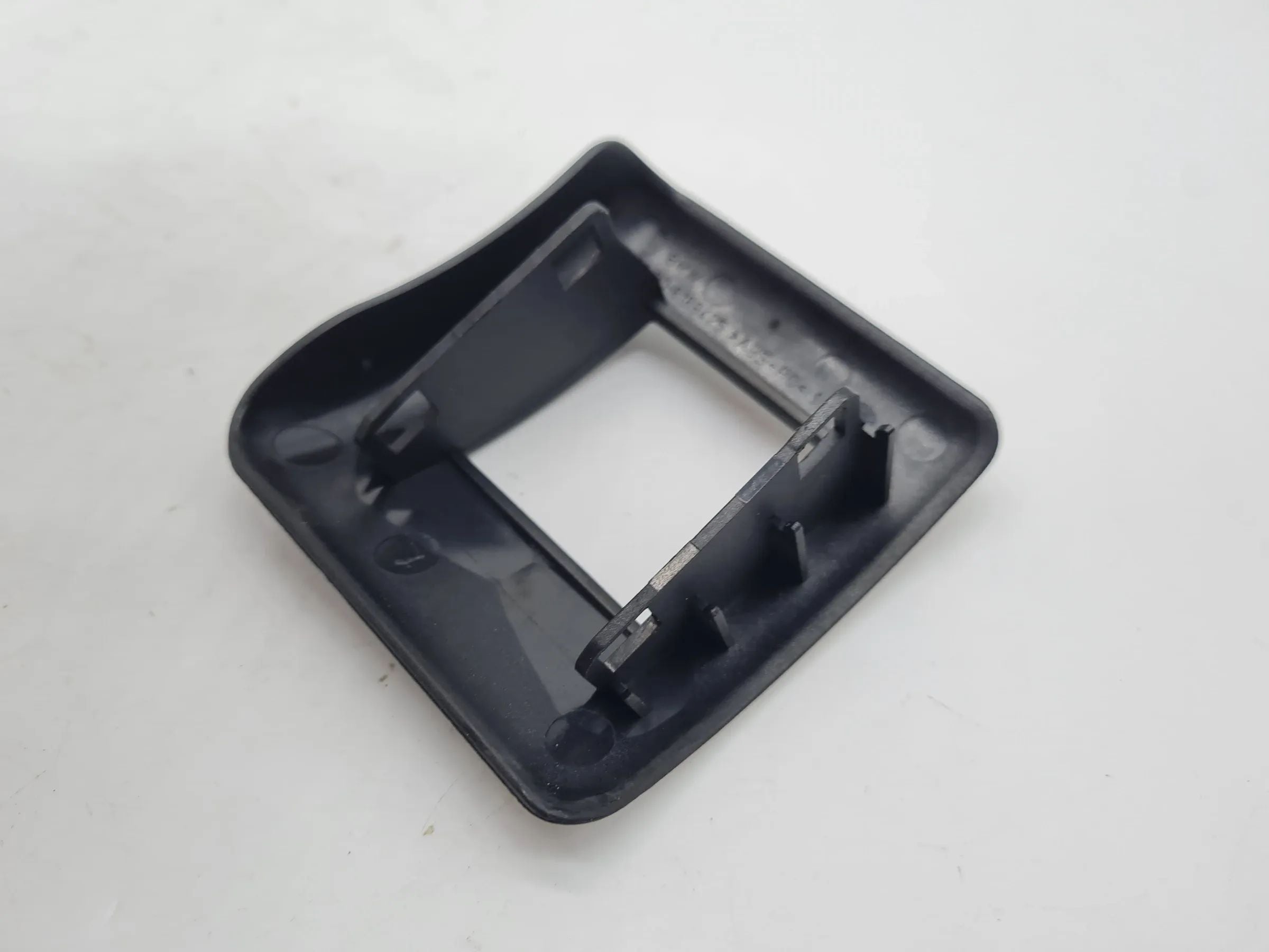 BMW 5er Touring E39 Verkleidung Abdeckung 52.20-8189425 Original