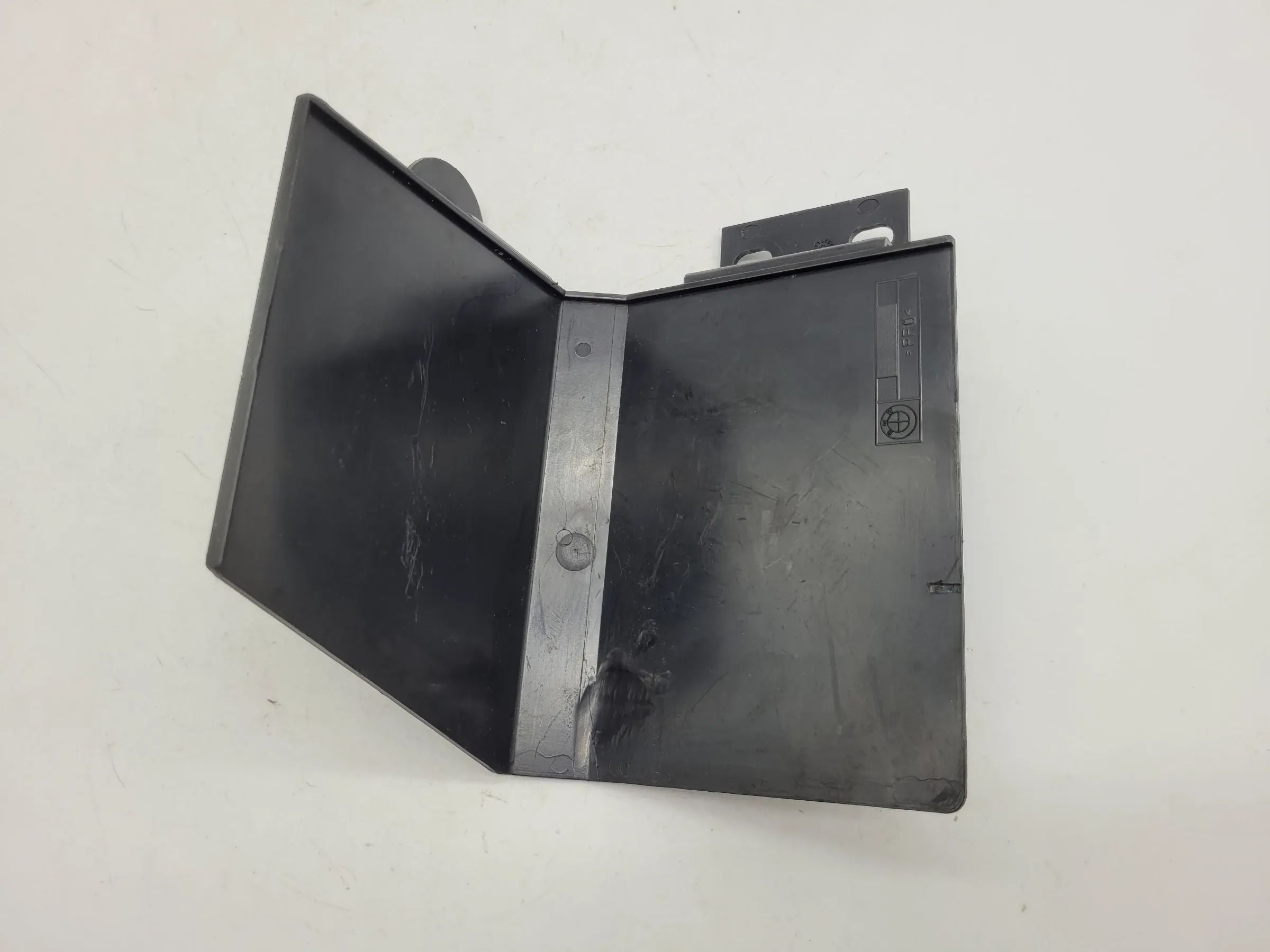 BMW 5er Touring E39 Prallschutz Überbrückung Pluspol 8370980 Original