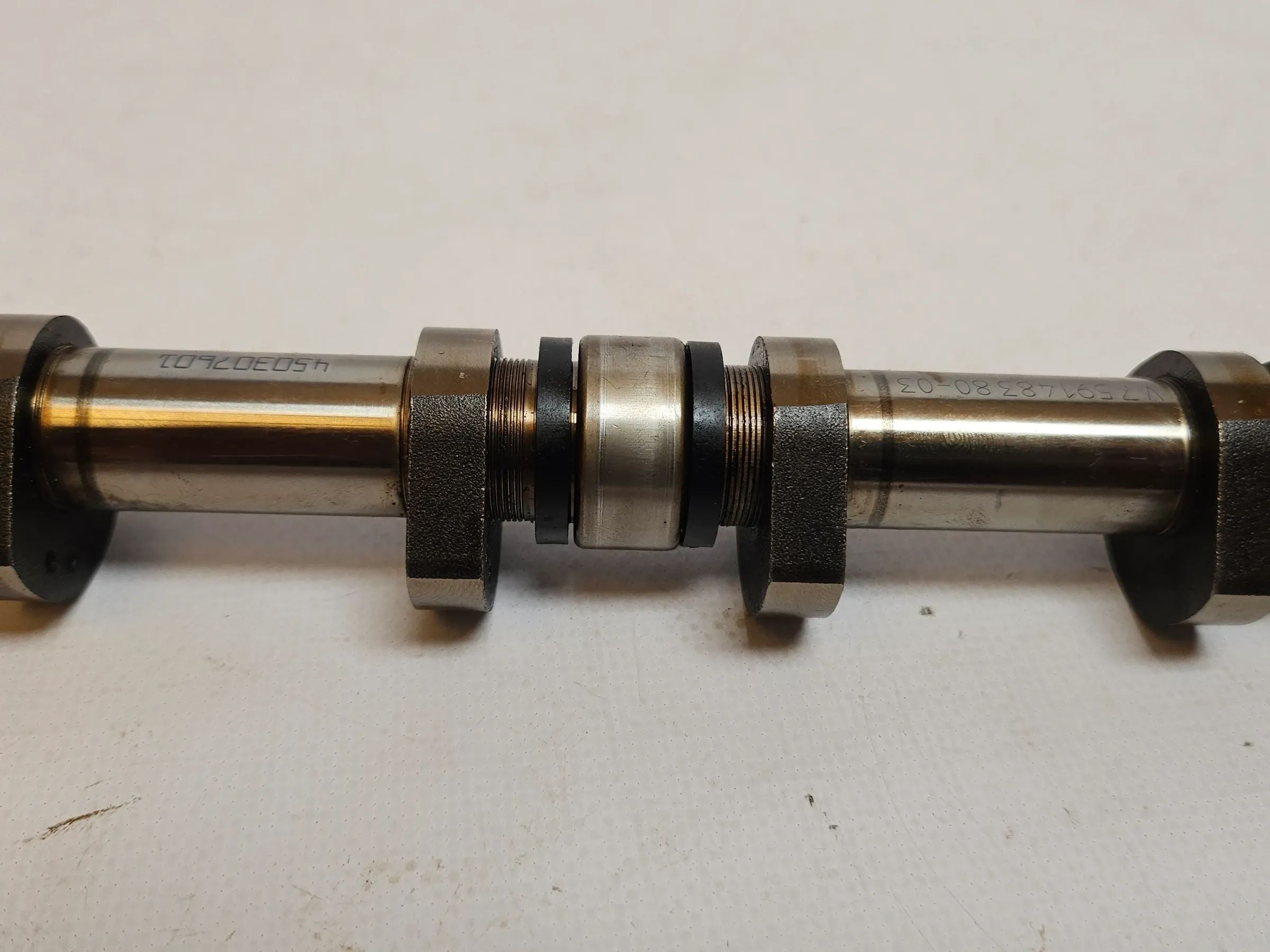 BMW F20/F21  -N13B16 1,6L - Mini R57 R56 R60 R58 Exzenterwelle V759148380-03