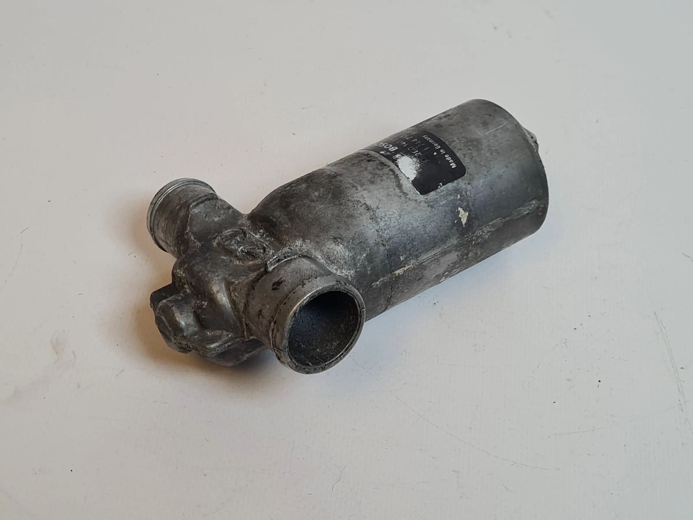 BMW 5er E60 3,0 530i M54B30 306S3 M54 Leerlaufregelventil 1744713 Original