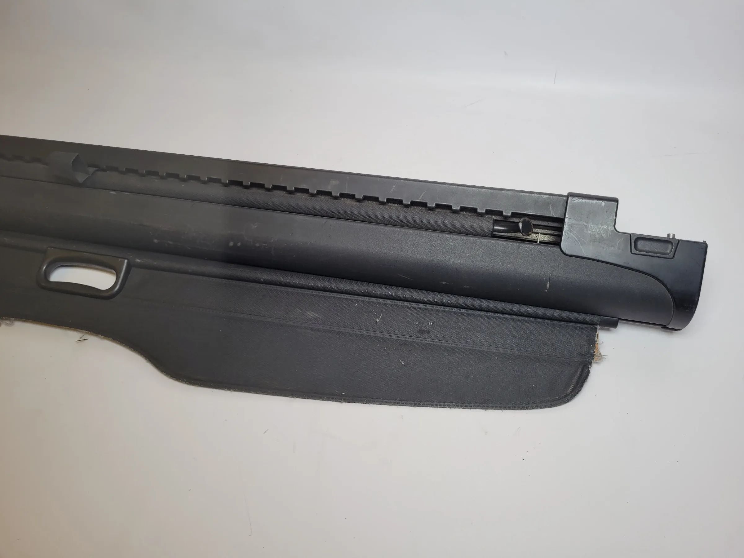 BMW 5er Touring E39 Laderaum Gepäckraum Abdeckung 8236357 Original